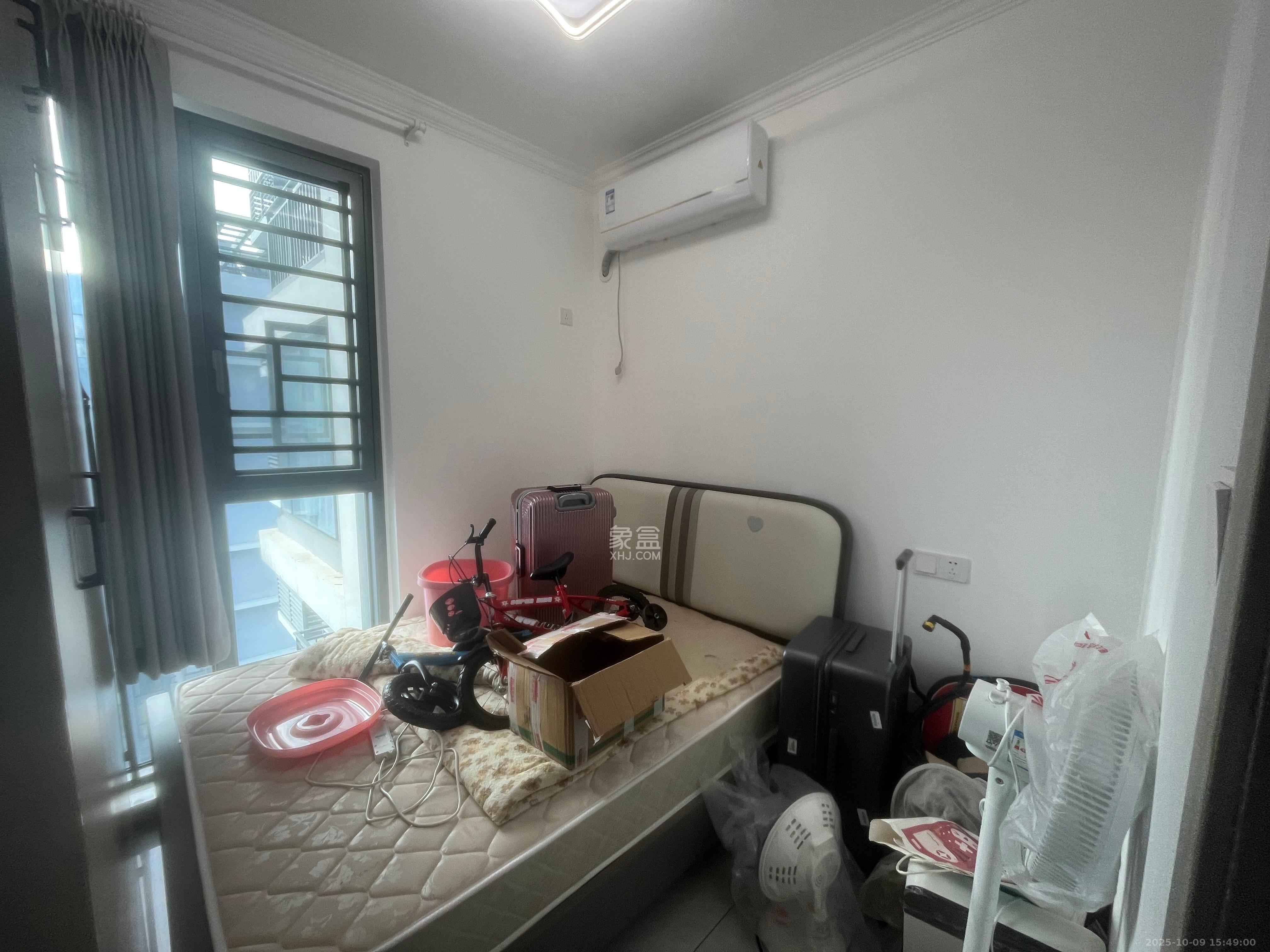 蔷薇国际 3室2厅2卫 2500.0元/月 蔷薇国际 3室2厅2卫 2500.0元/月室内图