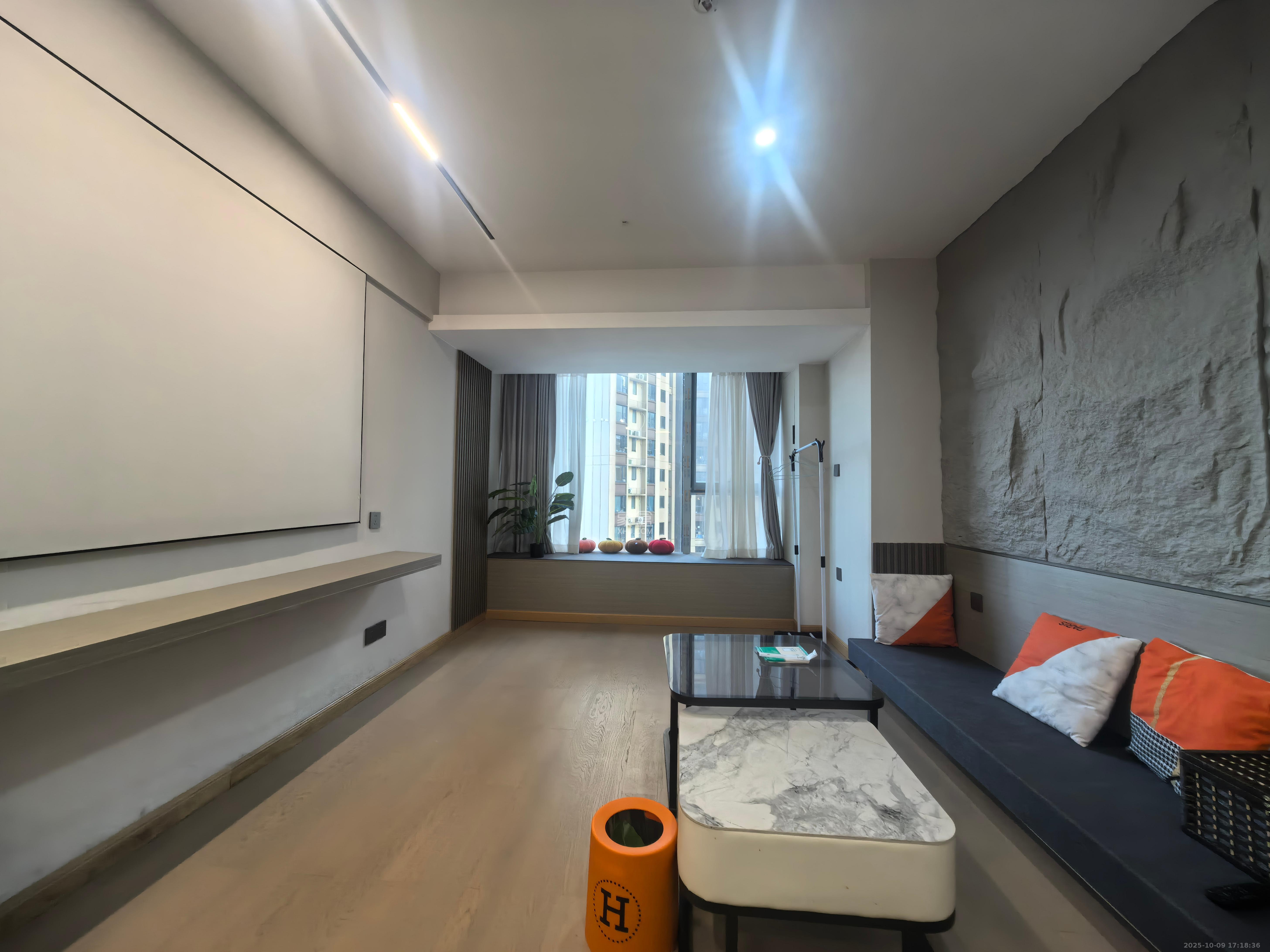 兰亭湾畔  1室1厅1卫    1800.0元/月室内图