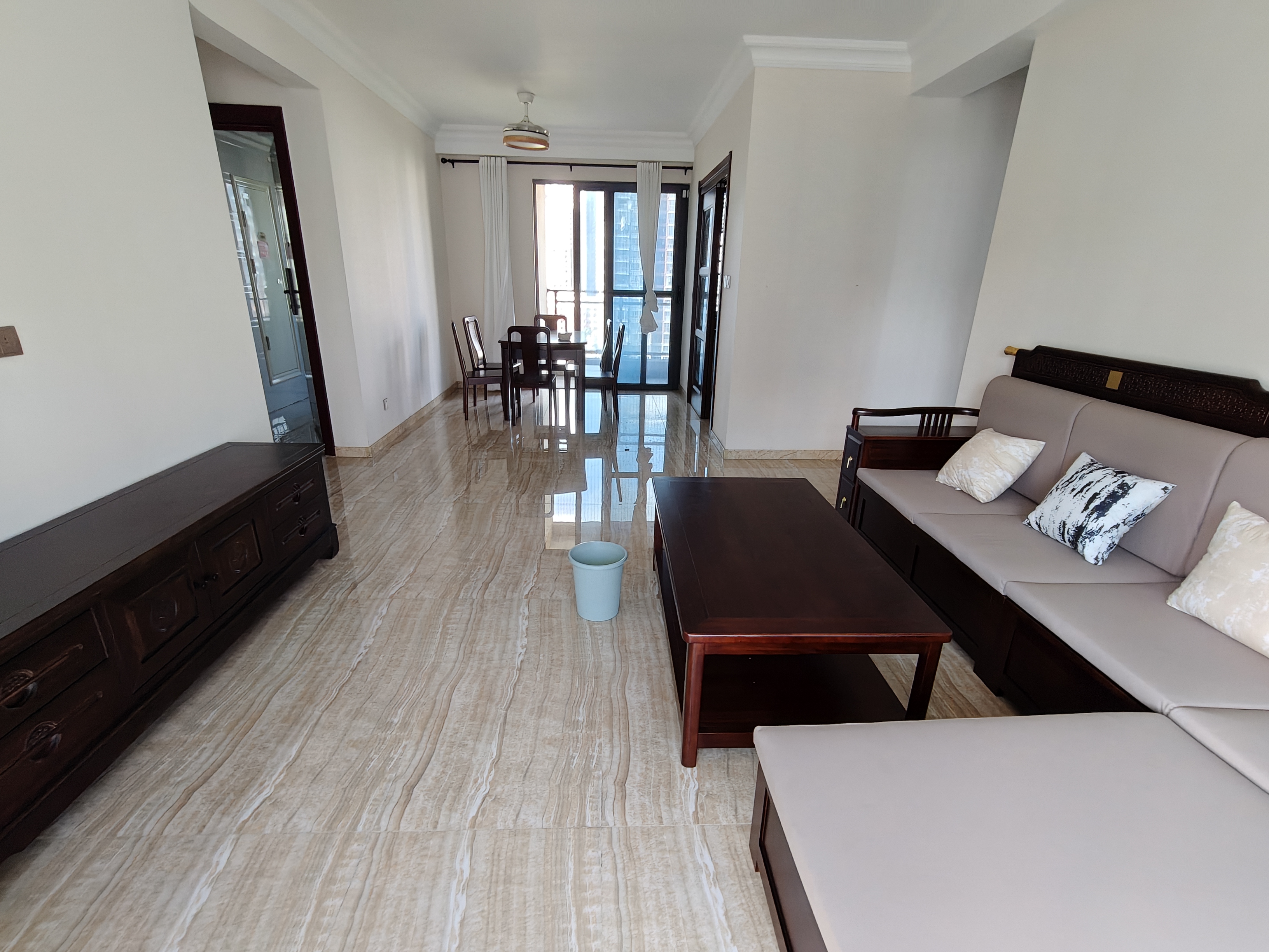 碧桂园剑桥郡 4室2厅2卫 3800.0元/月 碧桂园剑桥郡 4室2厅2卫 3800.0元/月室内图