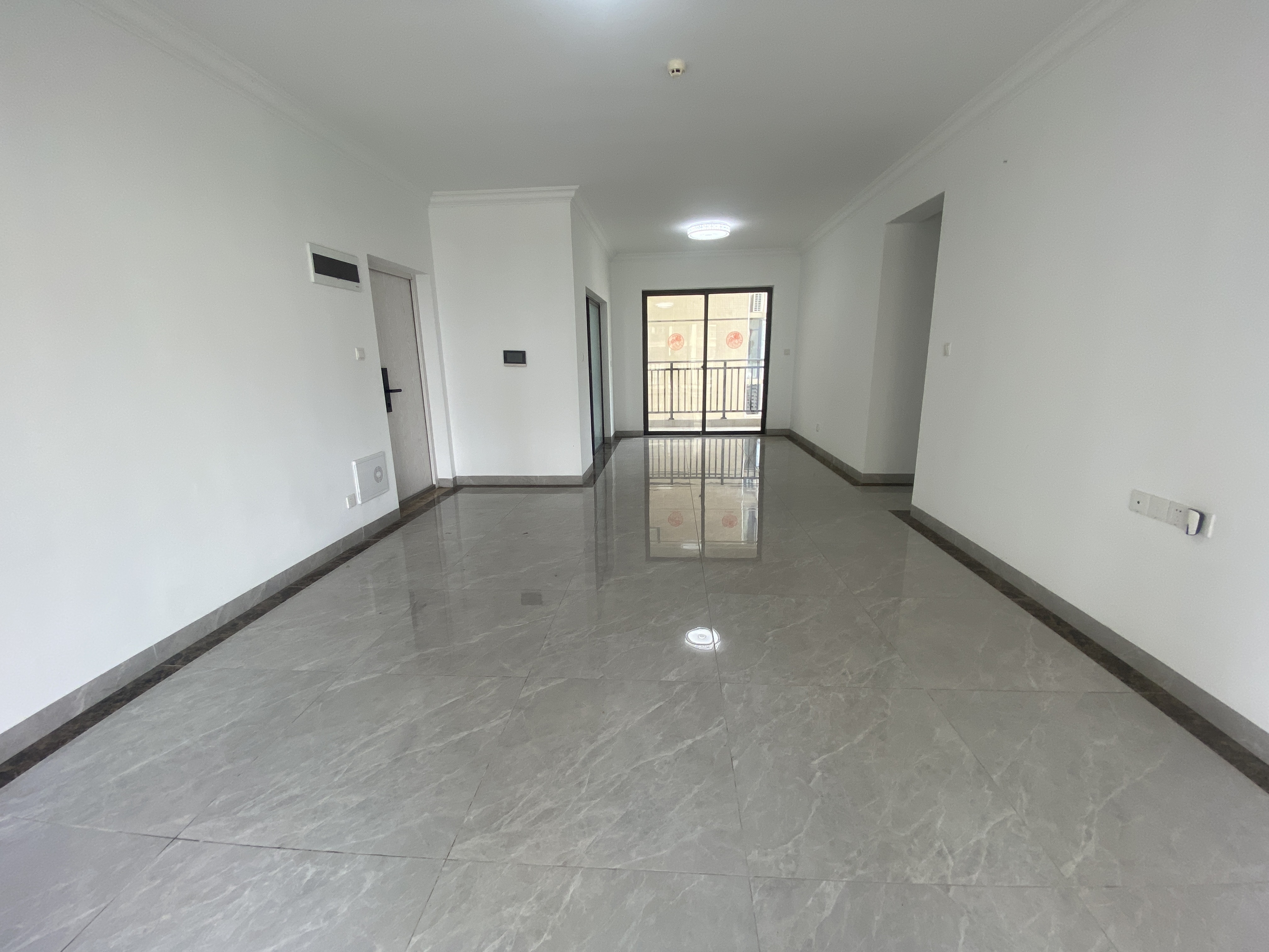 和风家园二期碧海居  4室2厅2卫    2800.0元/月室内图