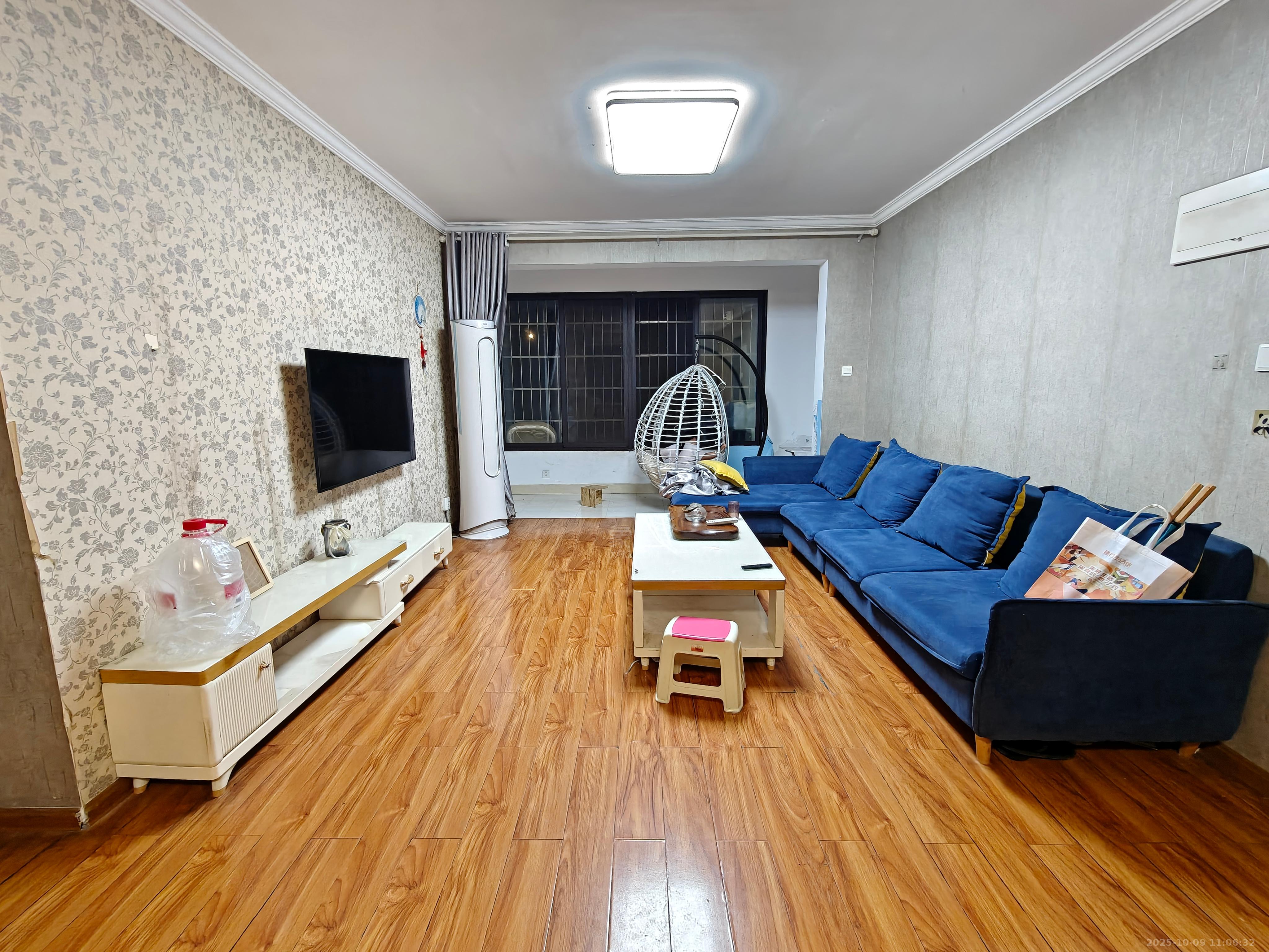 佳兆业金域天下三期 3室2厅2卫 1500.0元/月 佳兆业金域天下三期 3室2厅2卫 1500.0元/月室内图