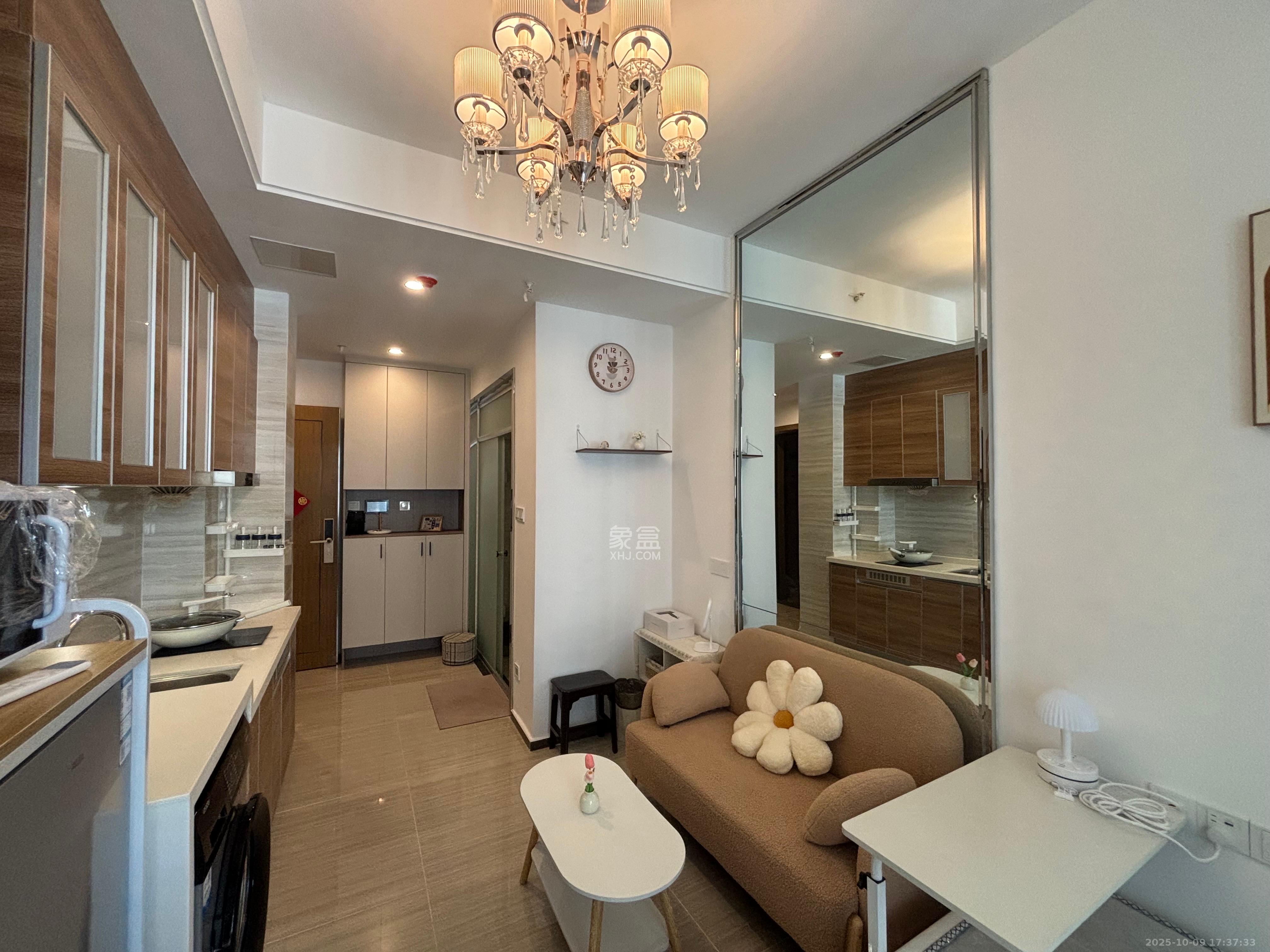 恒大时代广场  1室1厅1卫    1100.0元/月室内图1