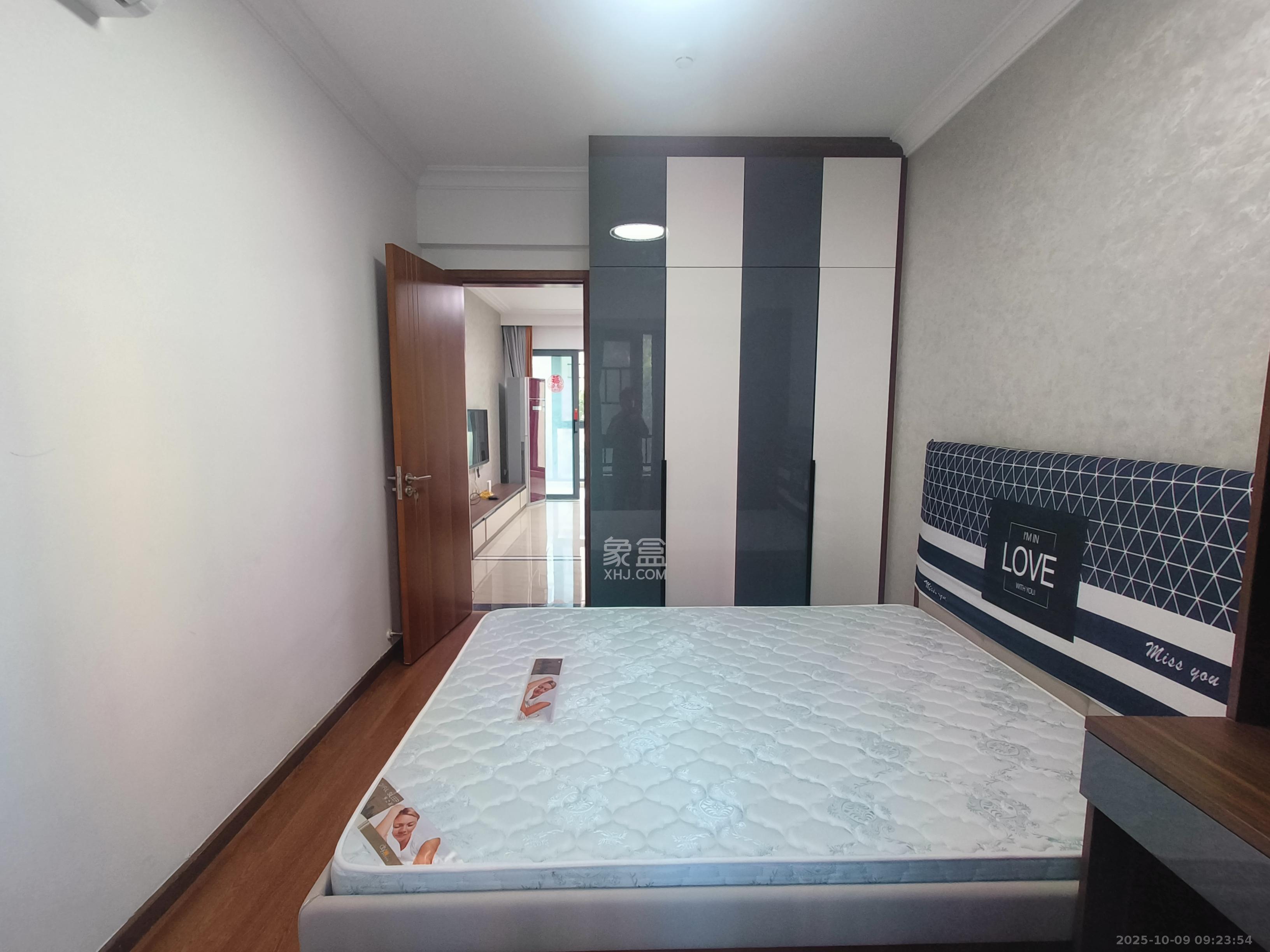 珠江好世界 4室2厅2卫 3600.0元/月 珠江好世界 4室2厅2卫 3600.0元/月室内图