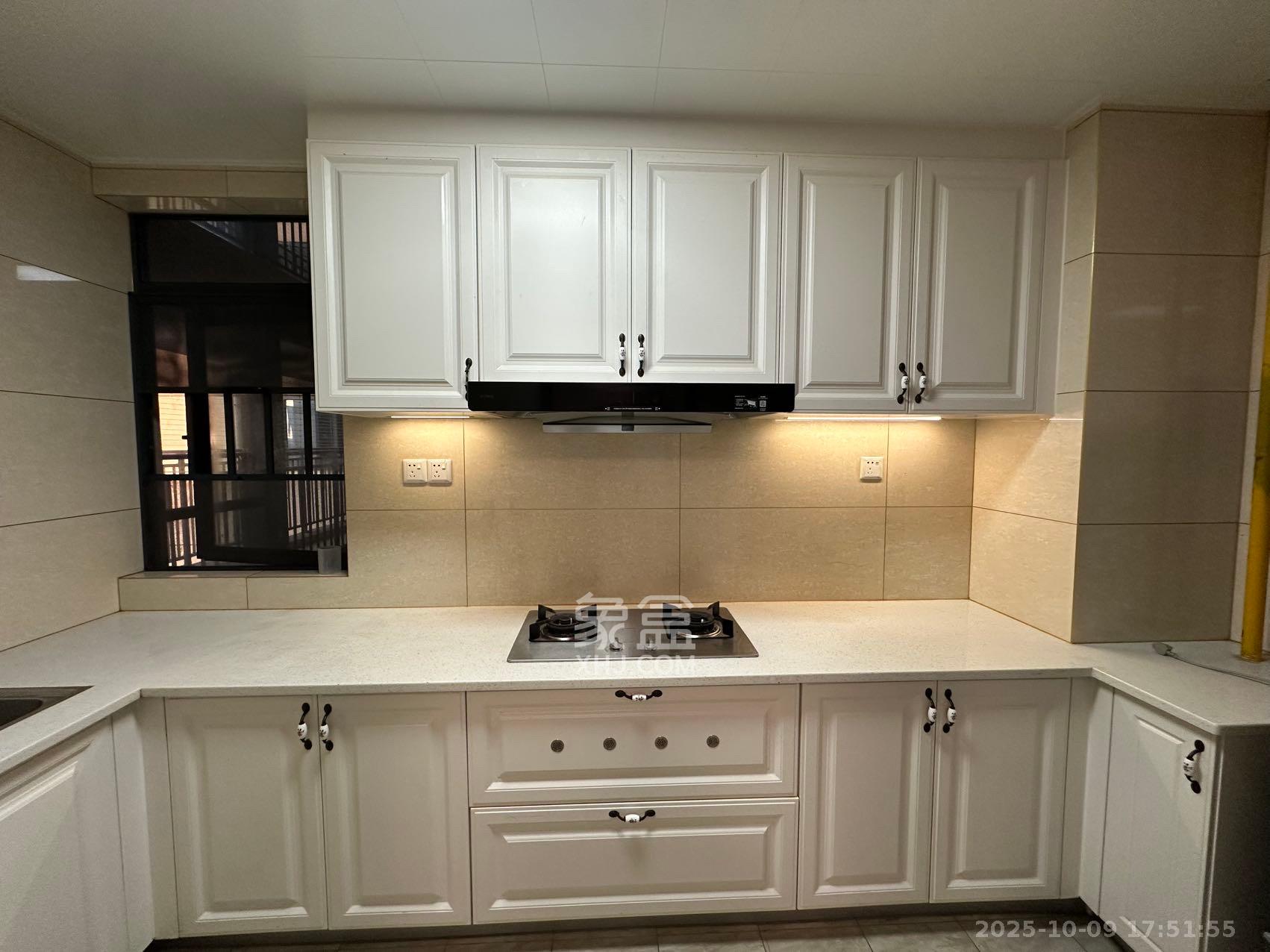 广泽上苑 3室2厅2卫 2500.0元/月 广泽上苑 3室2厅2卫 2500.0元/月室内图