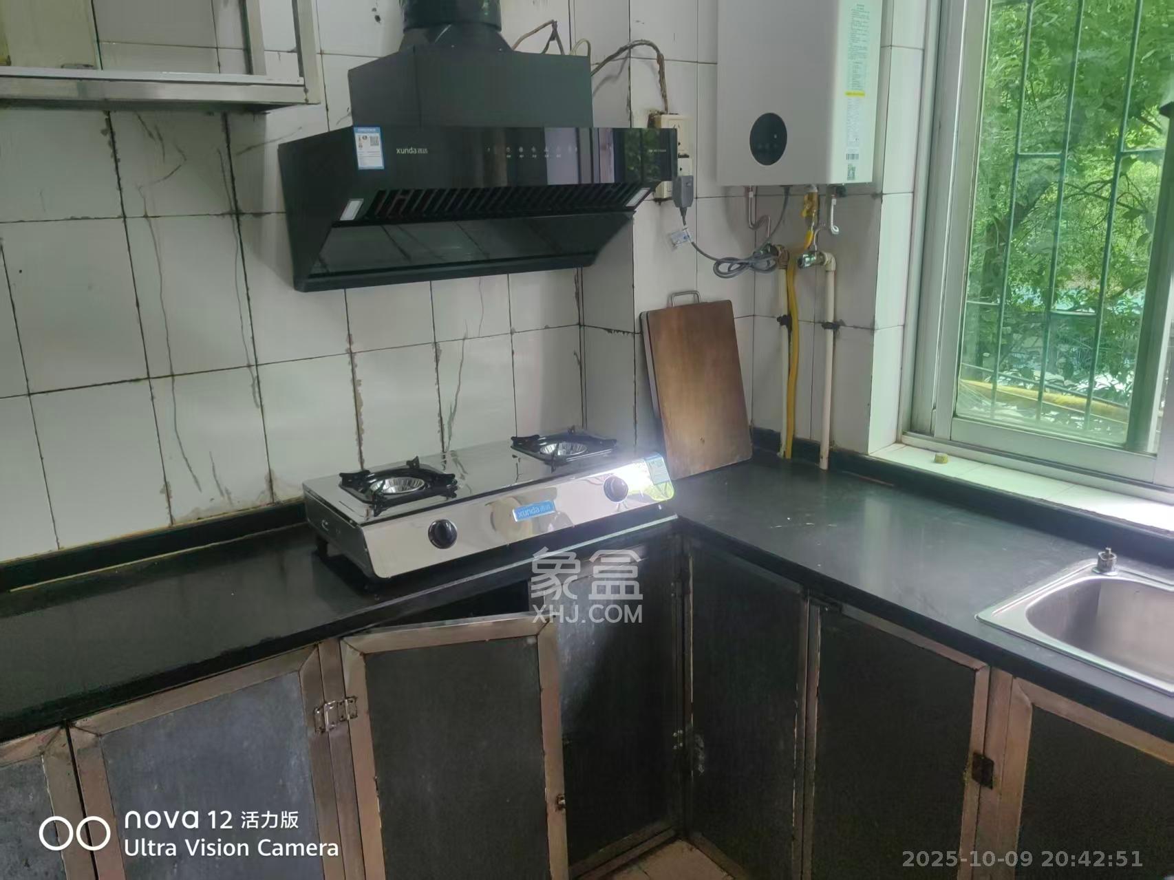 马王堆陶瓷建材新城  3室2厅1卫    1800.0元/月室内图