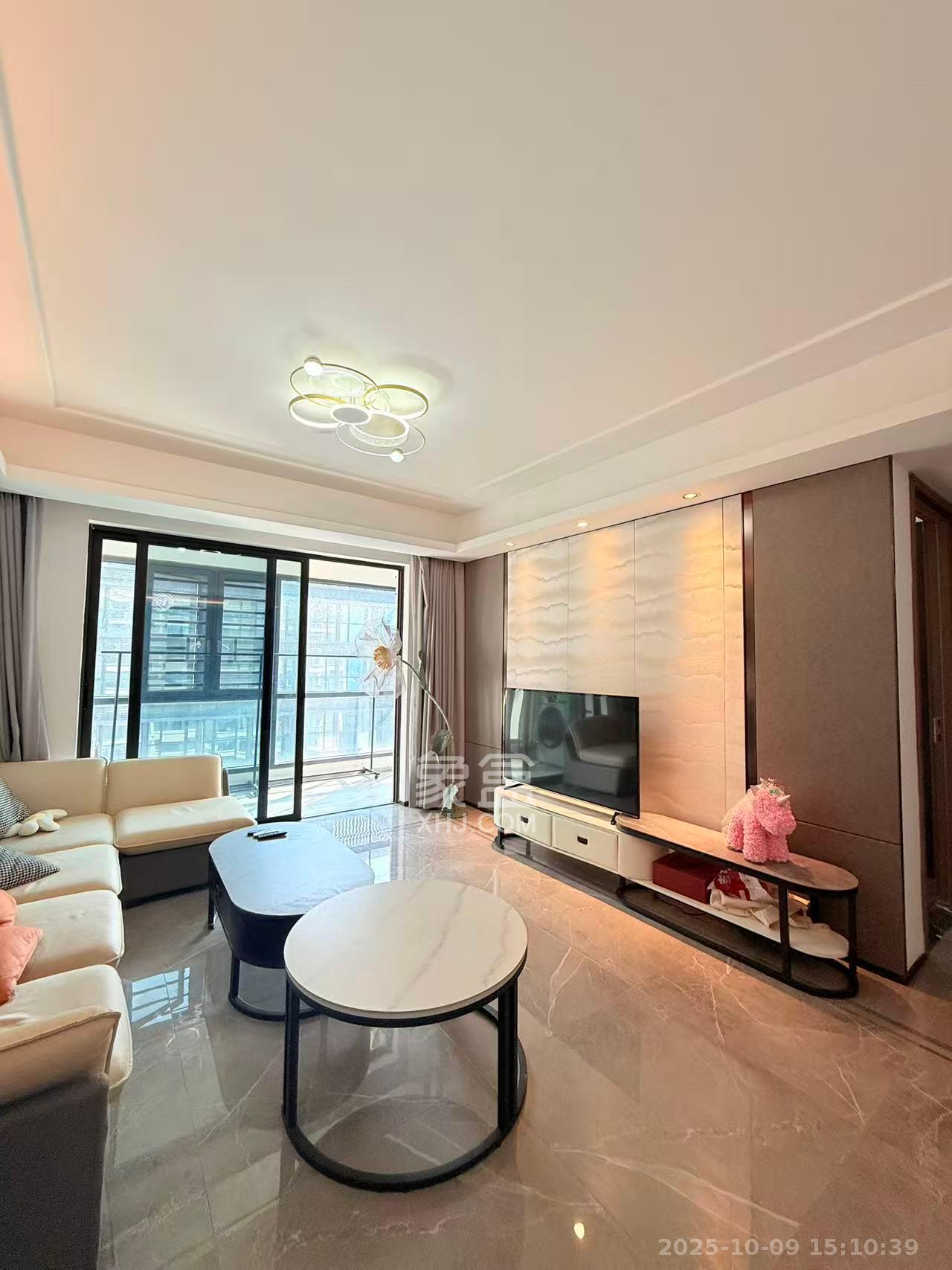 金茂建发泊悦 3室2厅2卫 3200.0元/月 金茂建发泊悦 3室2厅2卫 3200.0元/月室内图