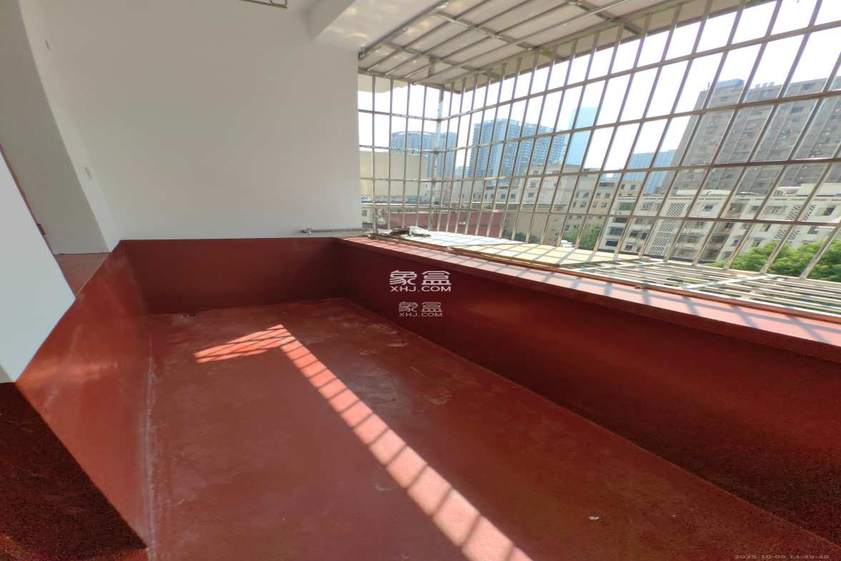 湖南省军供总站(民政厅单位宿舍) 4室1厅1卫 1600.0元/月 湖南省军供总站(民政厅单位宿舍) 4室1厅1卫 1600.0元/月室内图