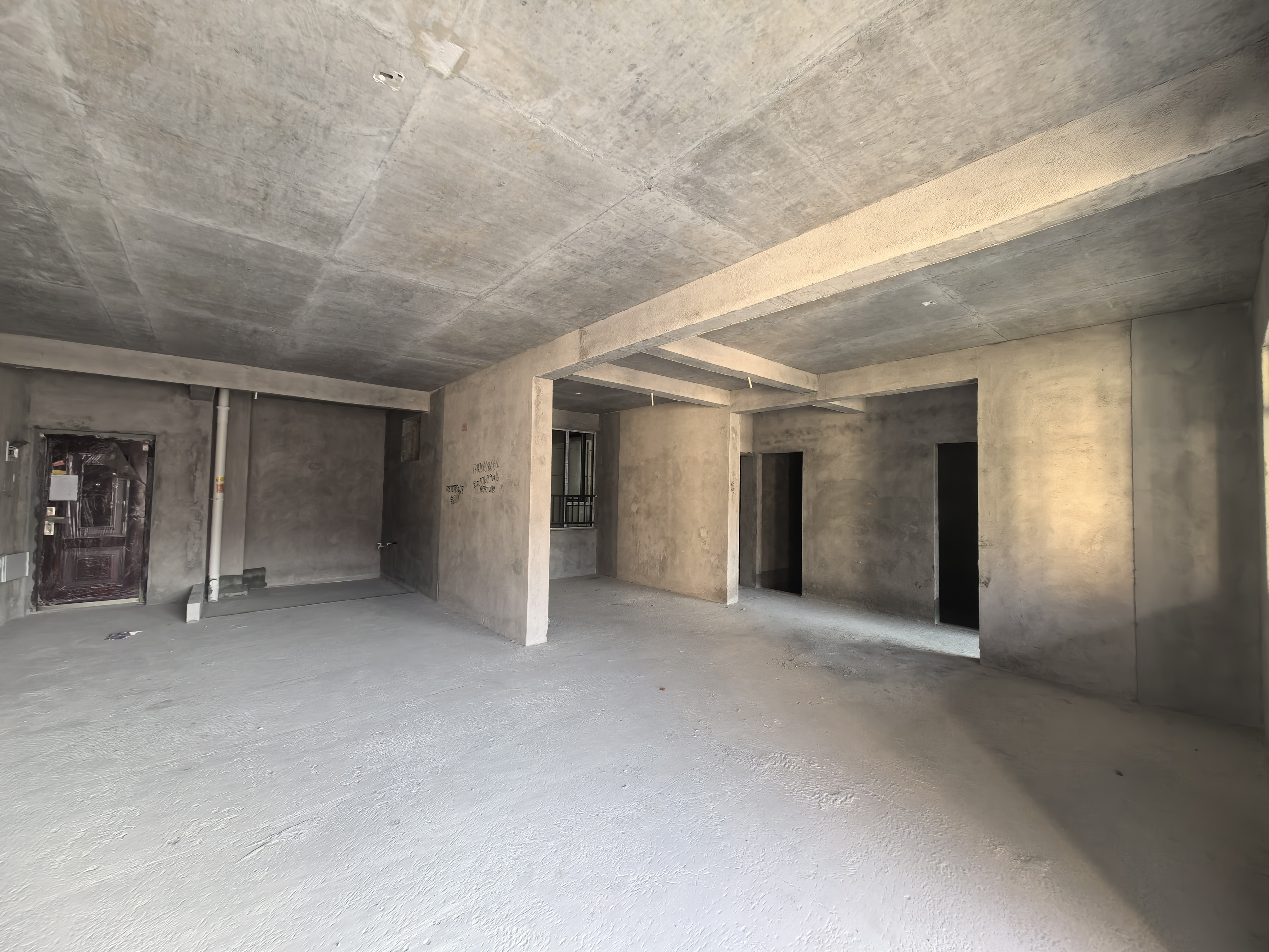 承龙大名城 4室2厅2卫 70.0万 承龙大名城 4室2厅2卫 70.0万客厅