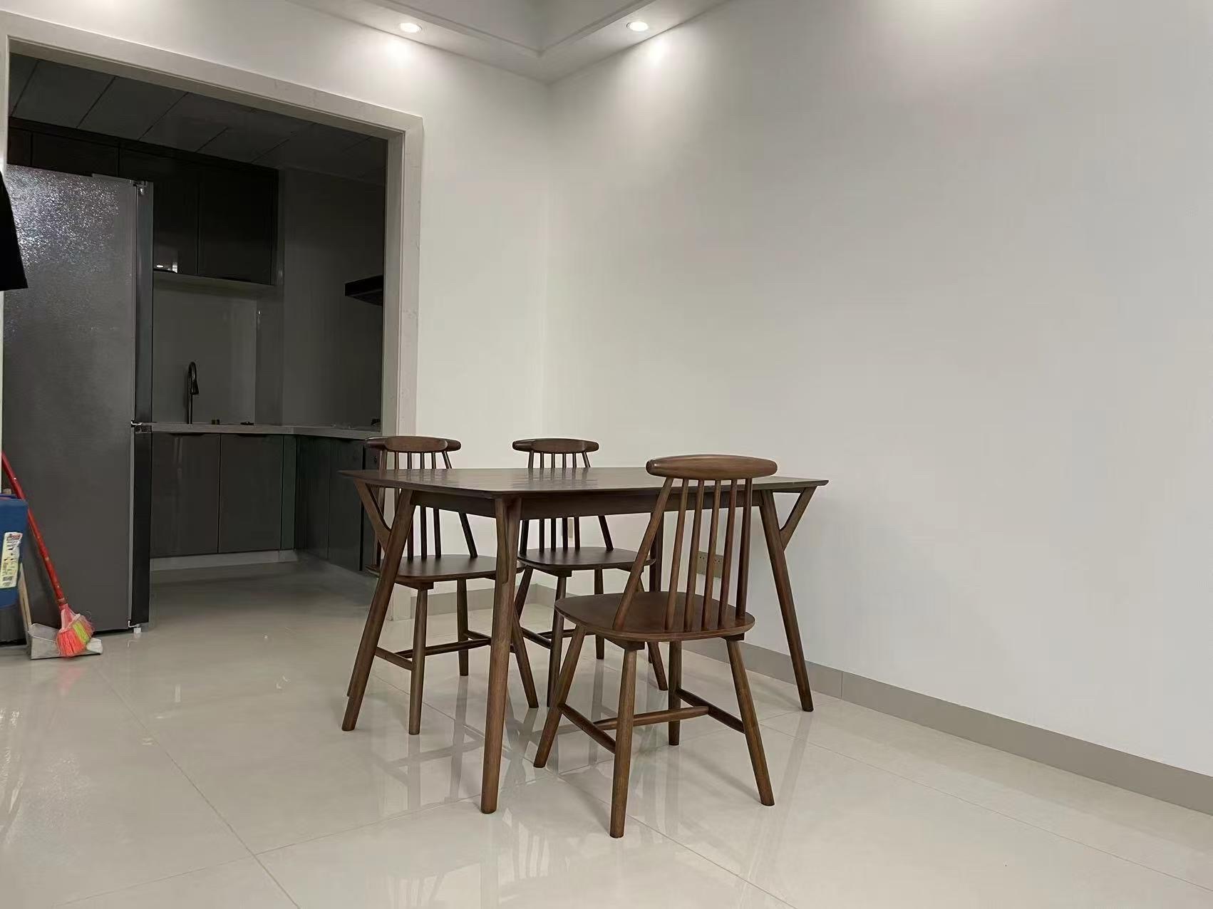 五源河公寓B区 3室2厅2卫 2600.0元/月 五源河公寓B区 3室2厅2卫 2600.0元/月室内图