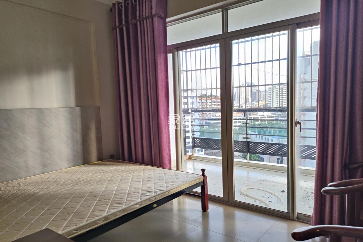 汇锦名城 5室2厅2卫 4800.0元/月 汇锦名城 5室2厅2卫 4800.0元/月室内图