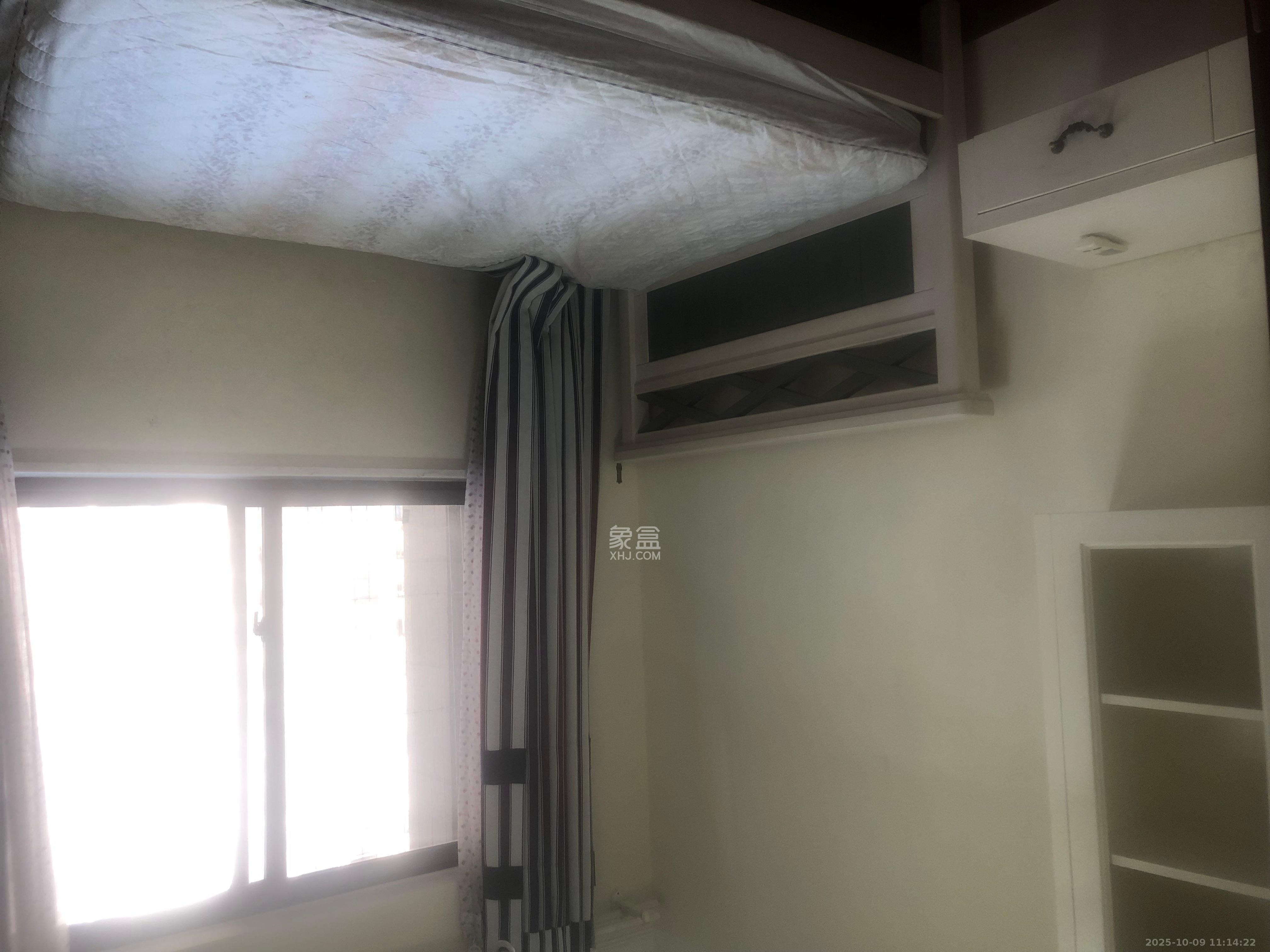 阳光丽城一期  4室2厅2卫    3900.0元/月室内图