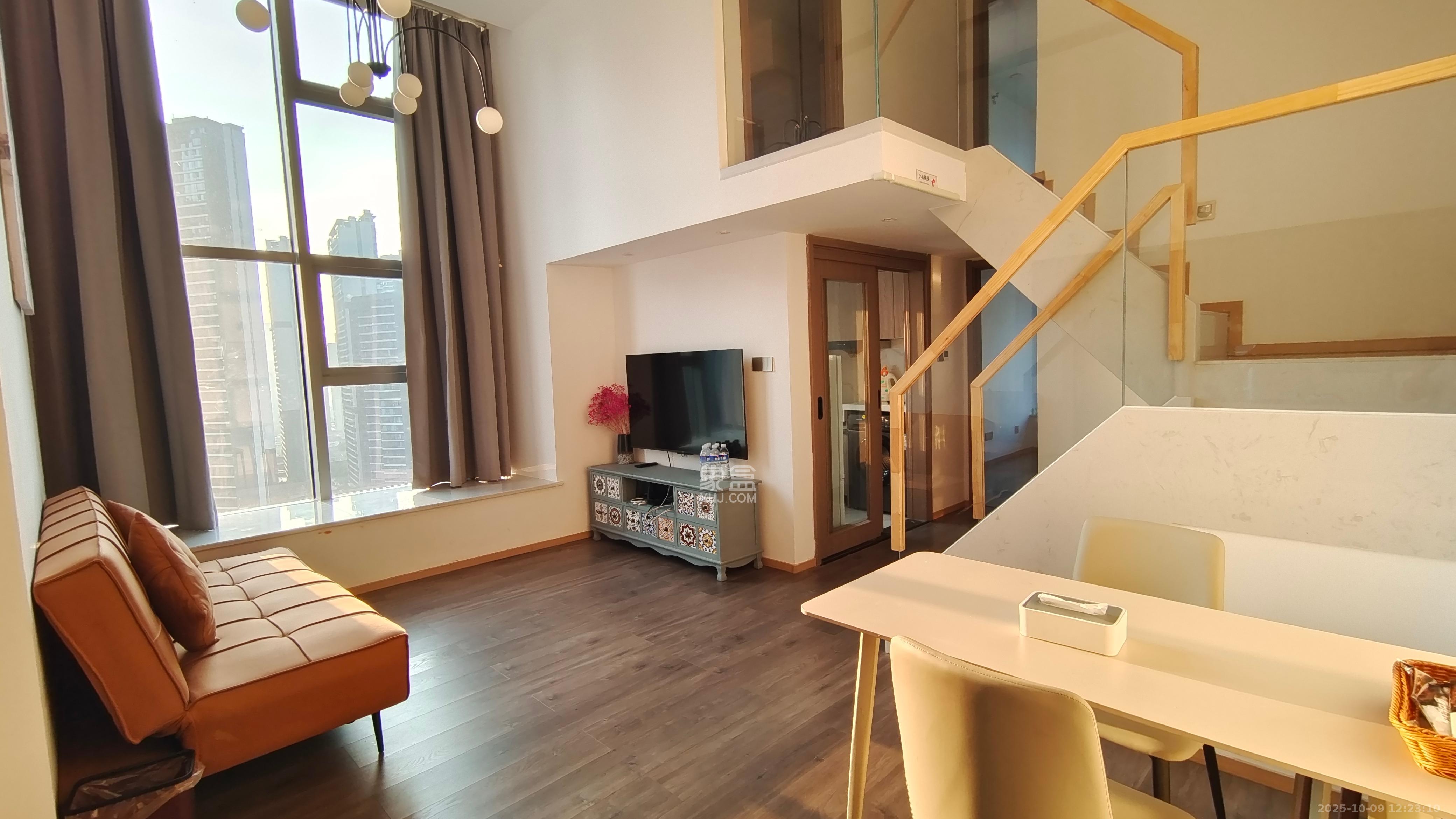 正荣梅溪紫阙台 3室2厅2卫 3800.0元/月 正荣梅溪紫阙台 3室2厅2卫 3800.0元/月室内图