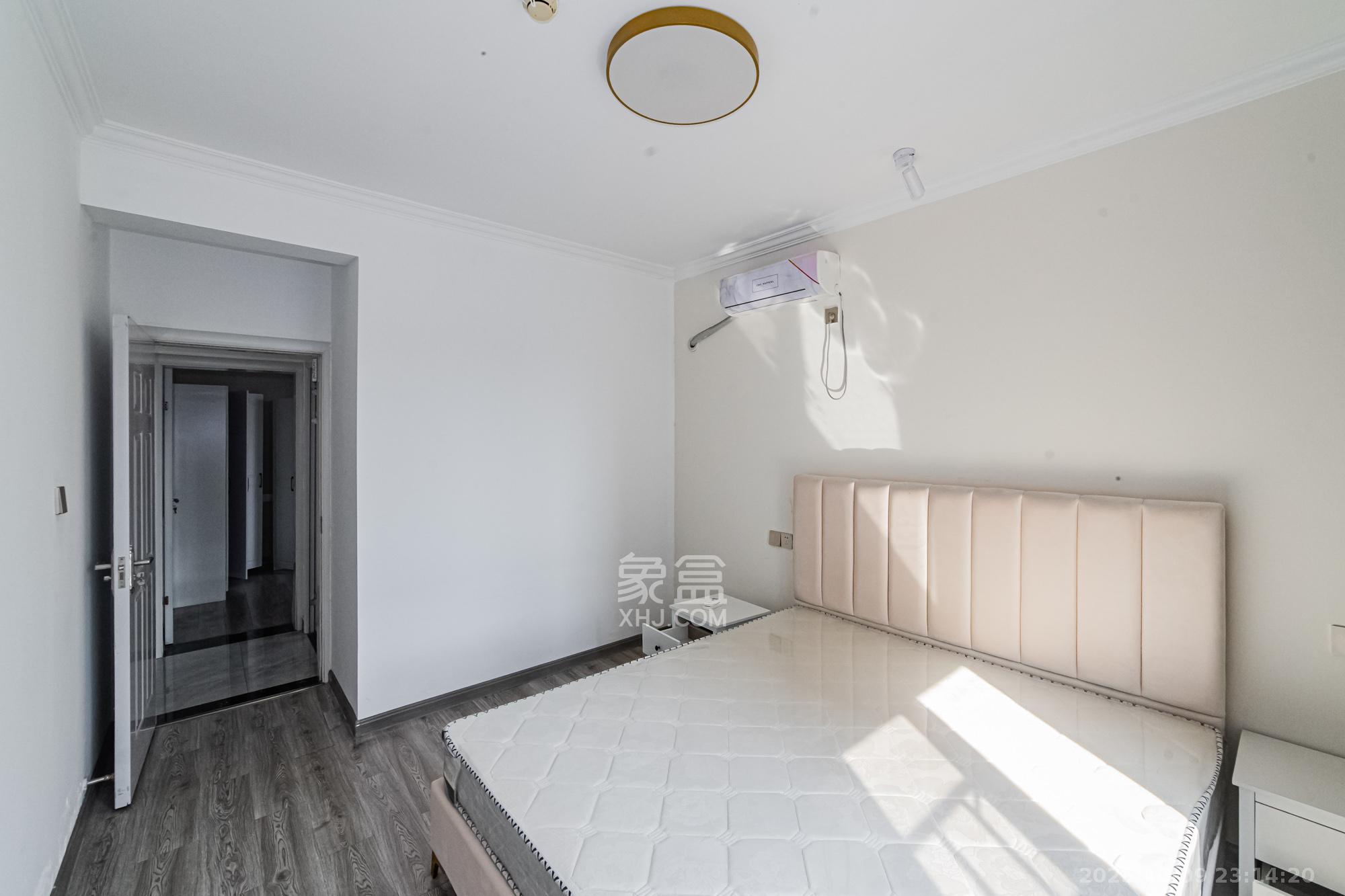 北辰三角洲B2E2区  3室2厅1卫    126.0万 北辰三角洲B2E2区  3室2厅1卫    126.0万卧室