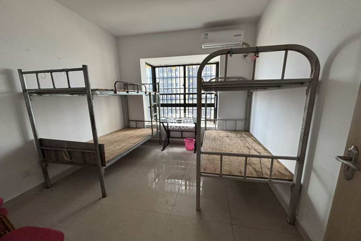 新海小区 2室2厅1卫 1500.0元/月 新海小区 2室2厅1卫 1500.0元/月室内图