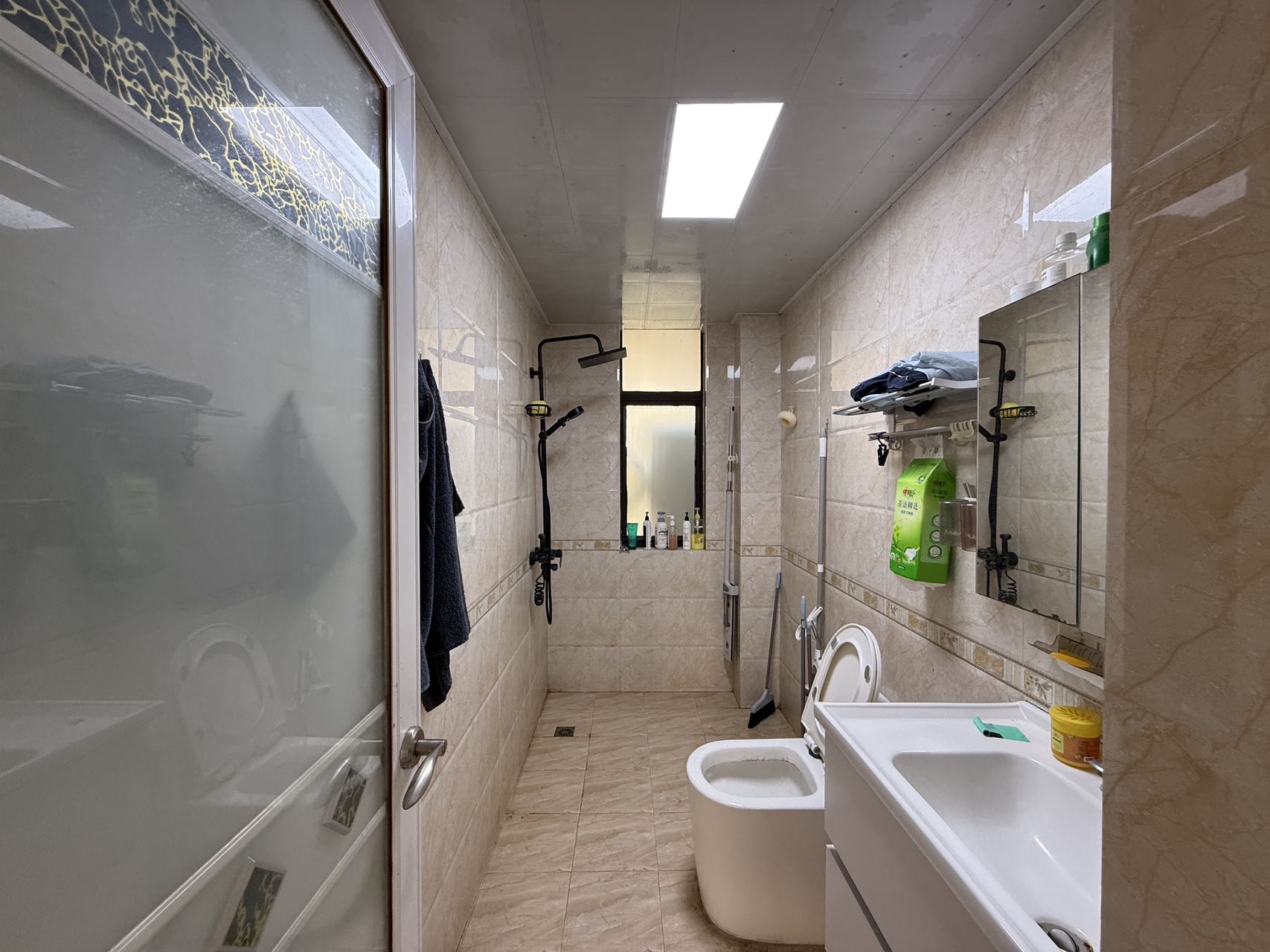 鑫生棕榈泉国际公馆  4室2厅2卫    198.0万 鑫生棕榈泉国际公馆  4室2厅2卫    198.0万室内图