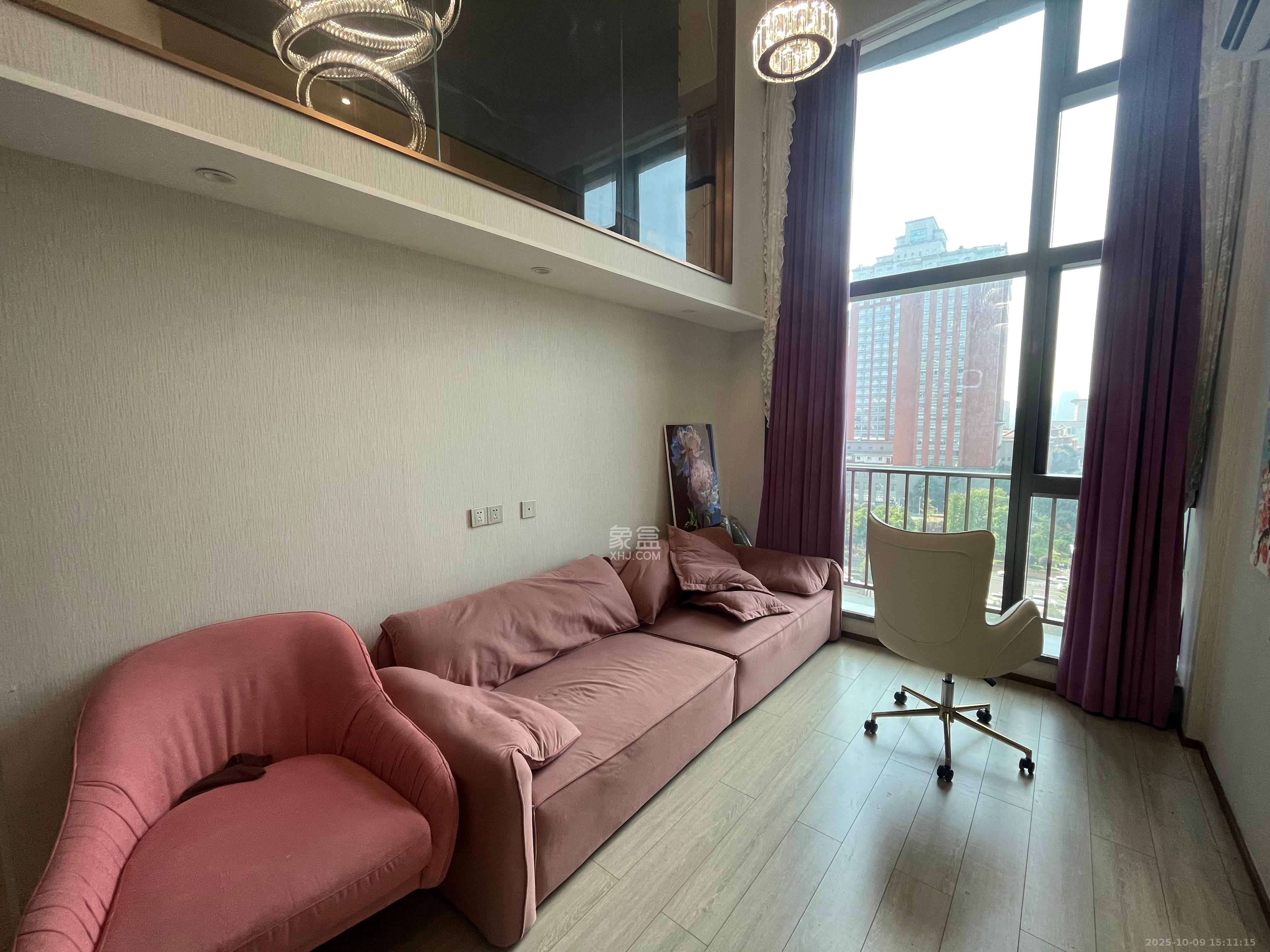 华远华时代  3室1厅2卫    3000.0元/月