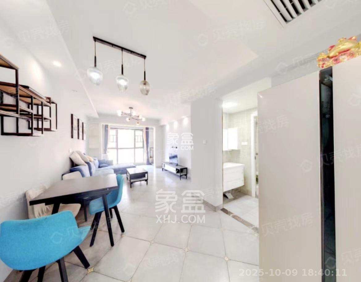 绿地新都会 3室2厅1卫 2300.0元/月 绿地新都会 3室2厅1卫 2300.0元/月室内图