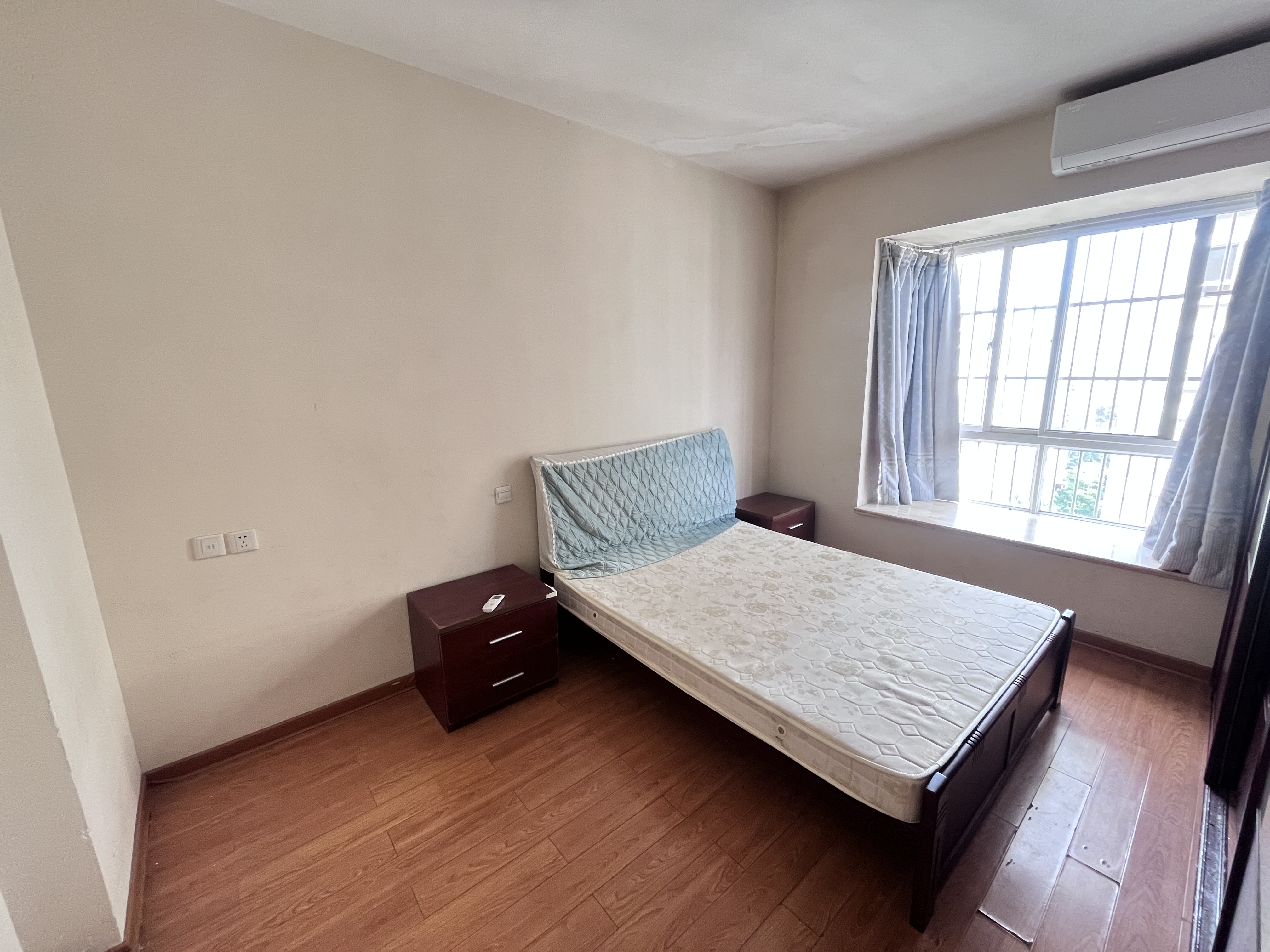 海韵裕都 2室2厅1卫 2500.0元/月 海韵裕都 2室2厅1卫 2500.0元/月室内图