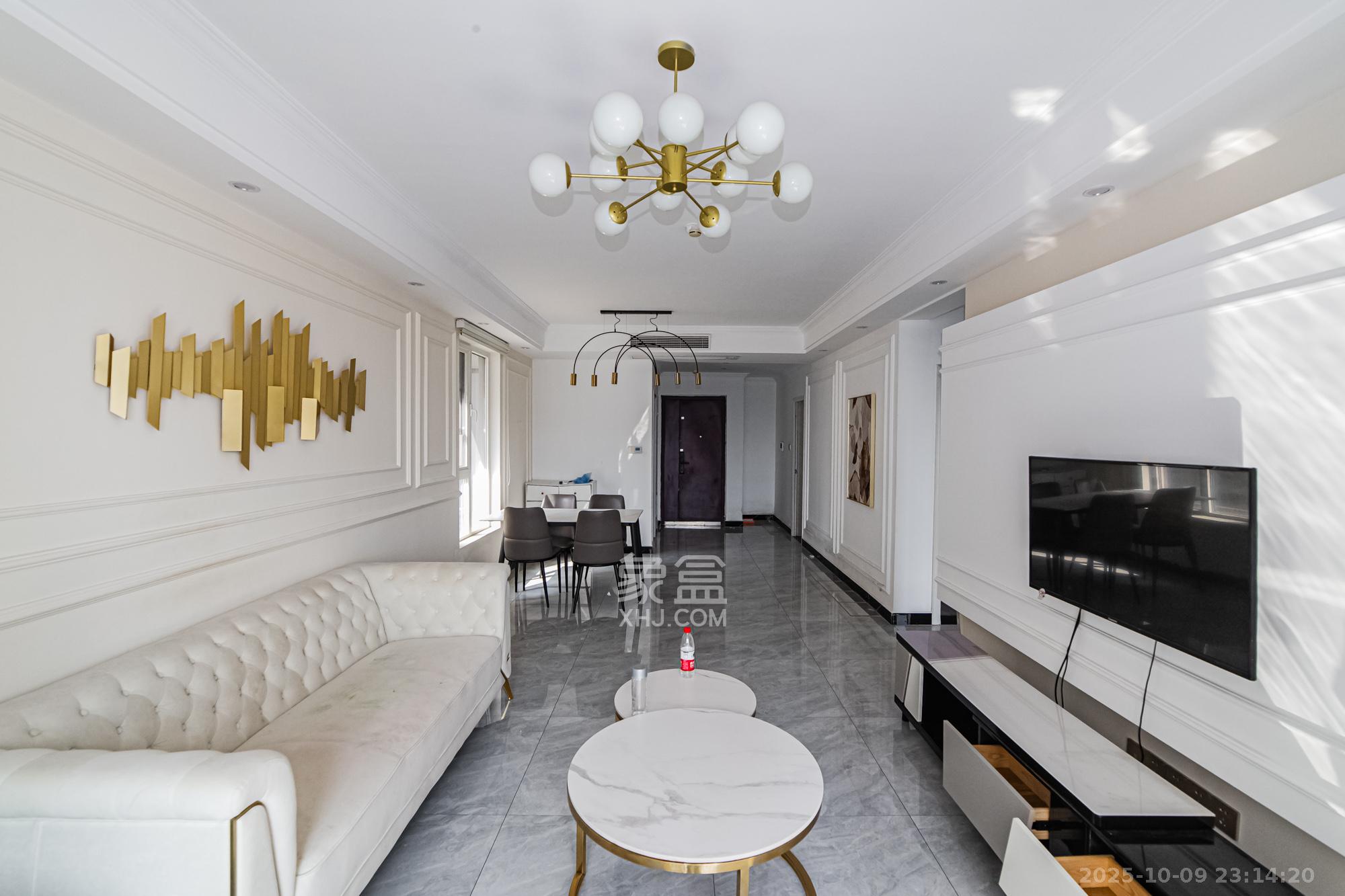 北辰三角洲B2E2区  3室2厅1卫    126.0万 北辰三角洲B2E2区  3室2厅1卫    126.0万客厅