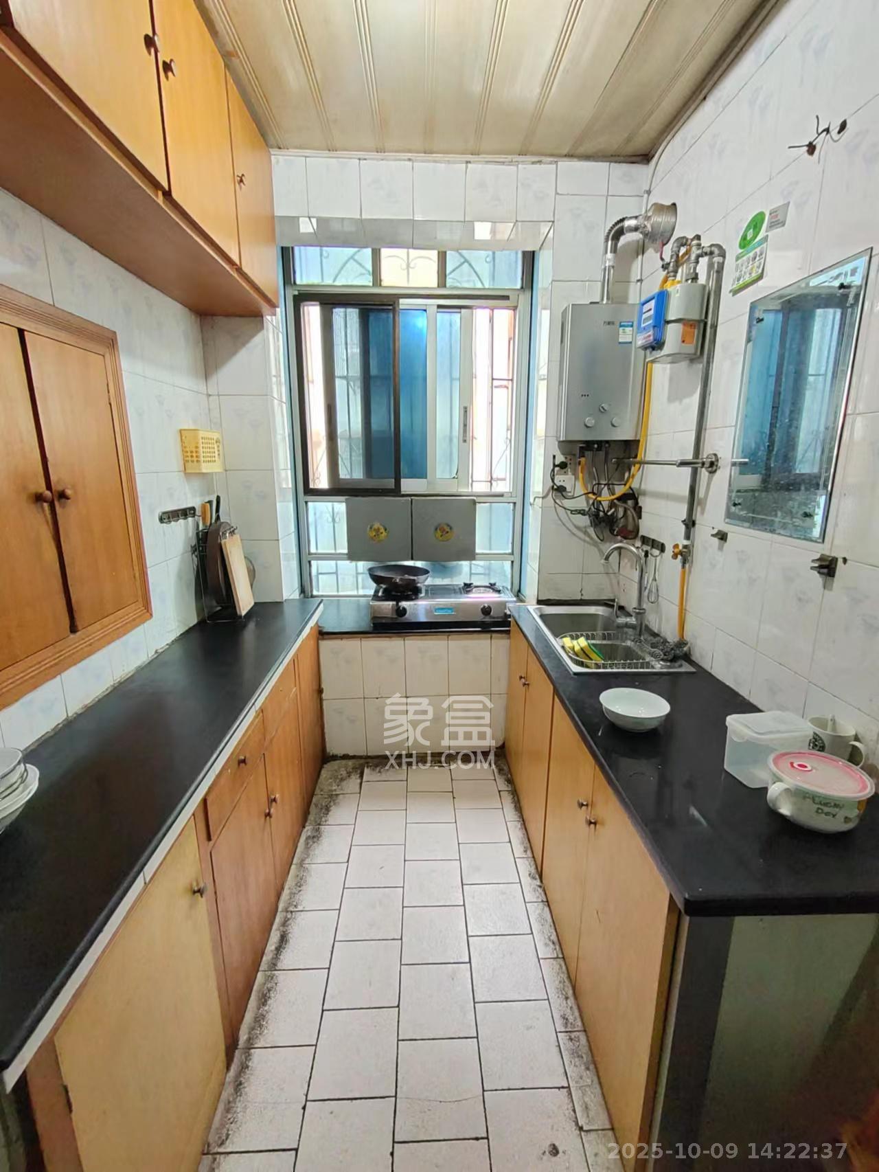 广济桥商务厅宿舍  2室1厅1卫    1500.0元/月