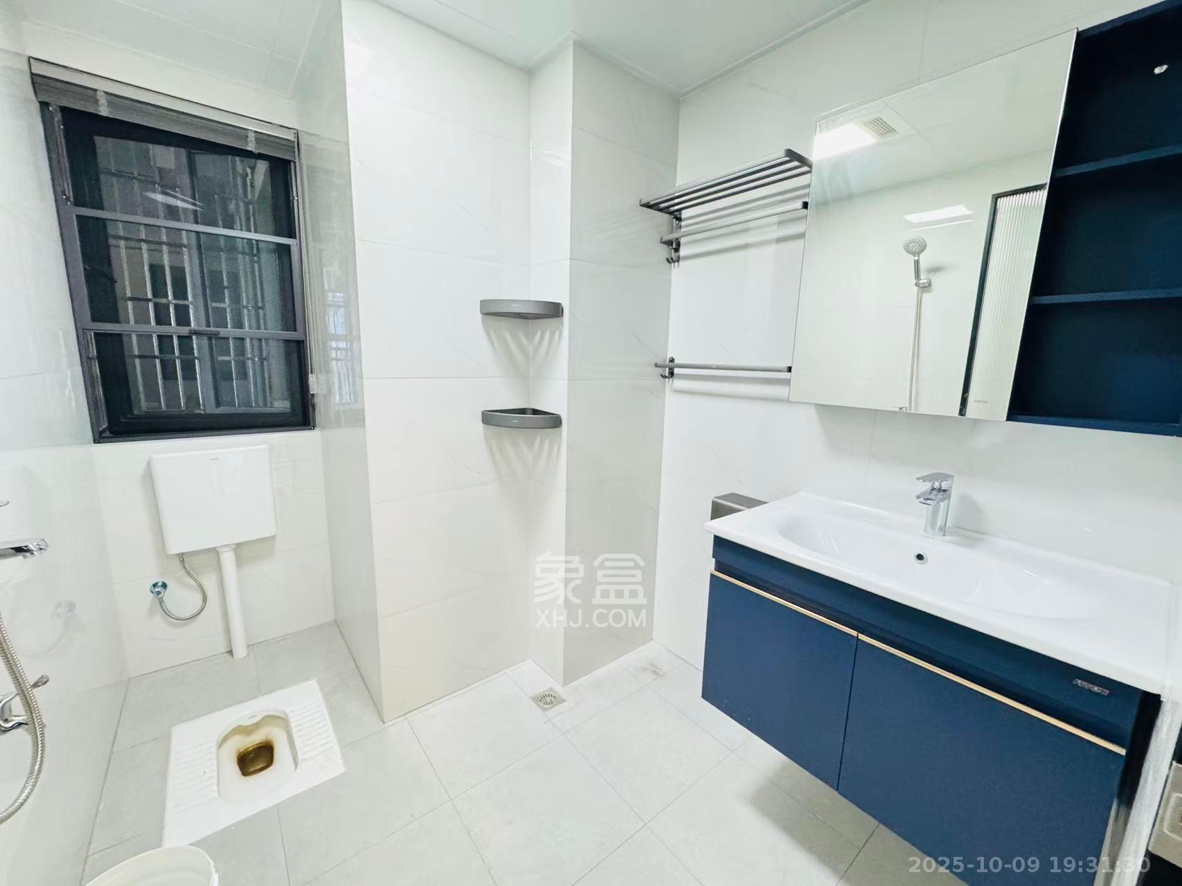 湖湘时代名邸公园壹号  1室0厅0卫    2400.0元/月 湖湘时代名邸公园壹号  1室0厅0卫    2400.0元/月室内图