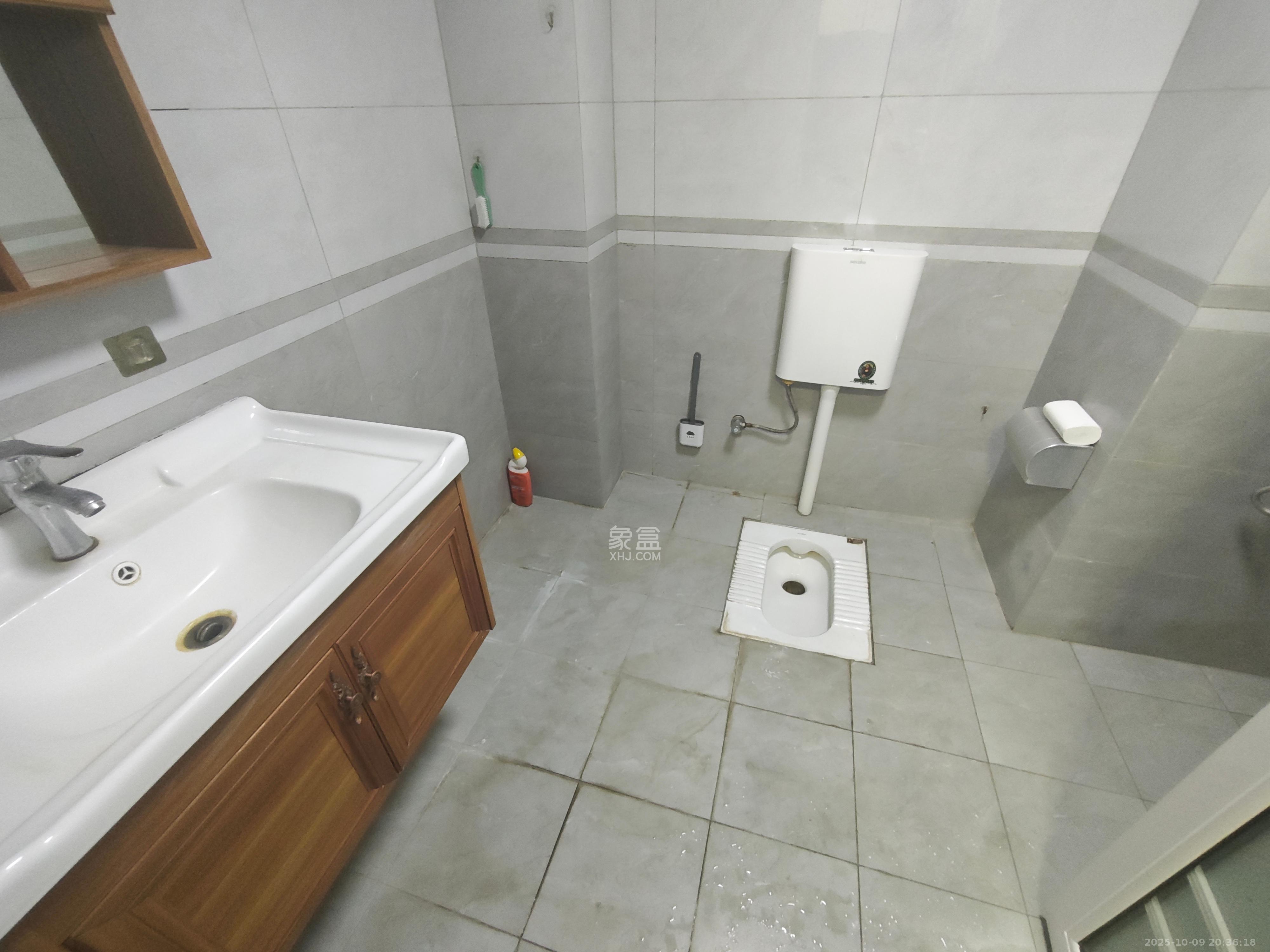 创世纪广场  1室1厅1卫    1400.0元/月室内图