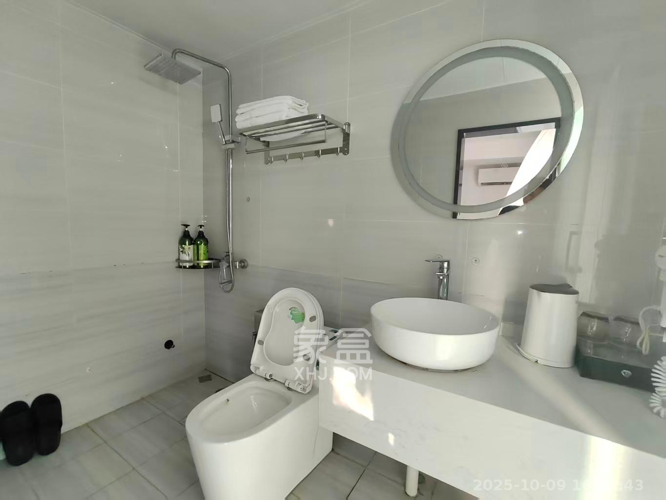 君临国际 5室1厅5卫 6200.0元/月 君临国际 5室1厅5卫 6200.0元/月室内图