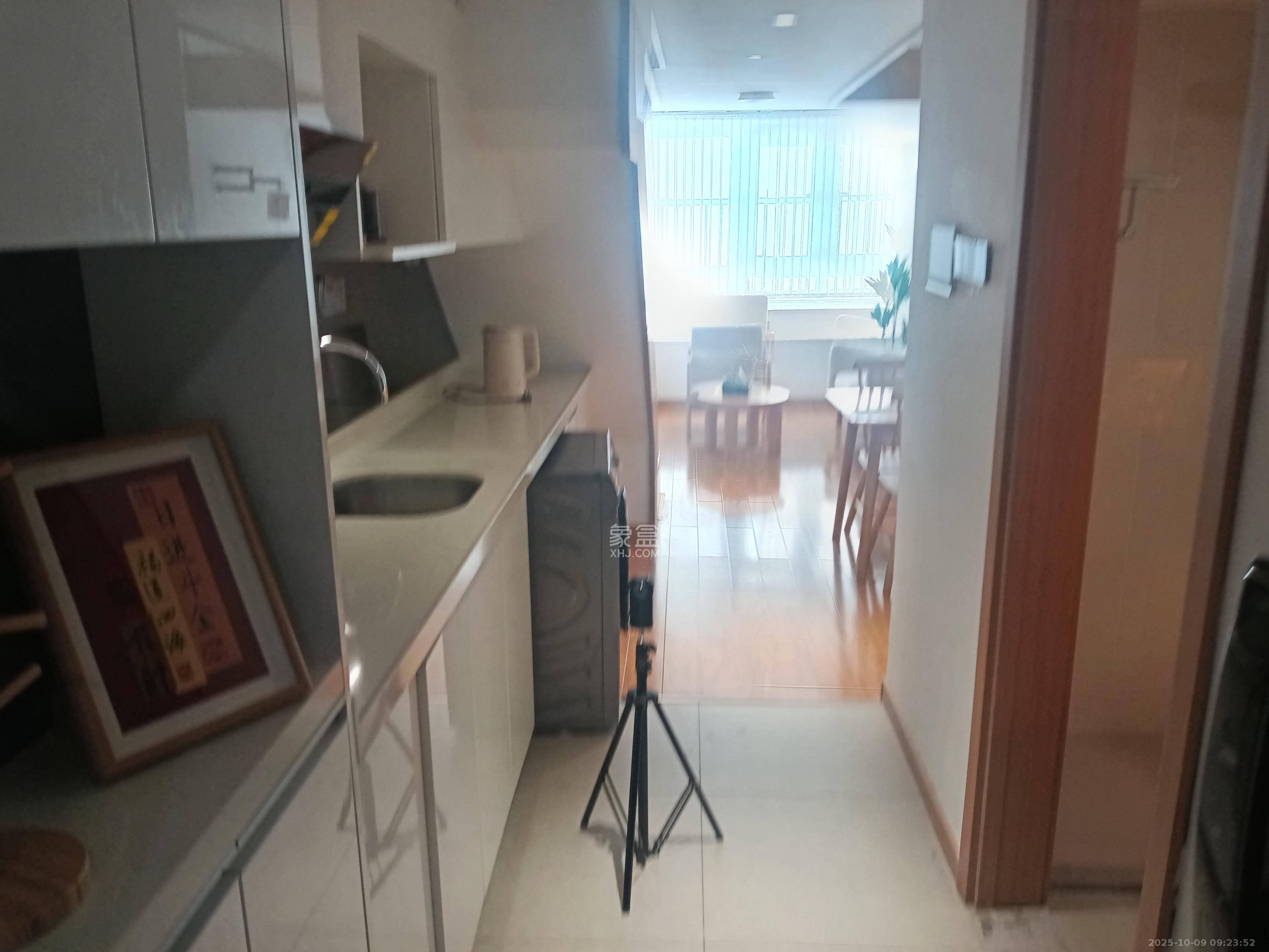 阳光城檀悦  2室1厅1卫    3000.0元/月