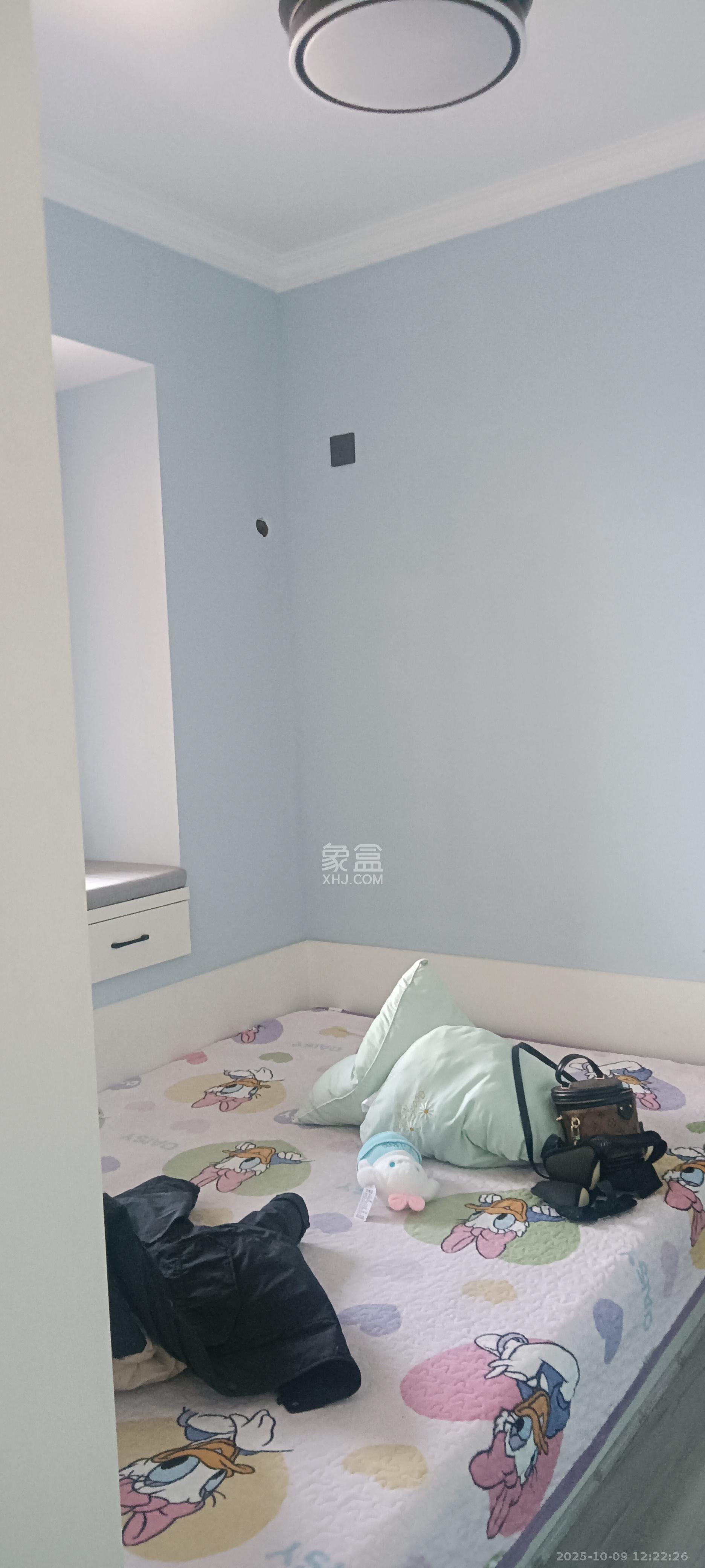 鸿润嘉园  3室2厅2卫    2200.0元/月室内图