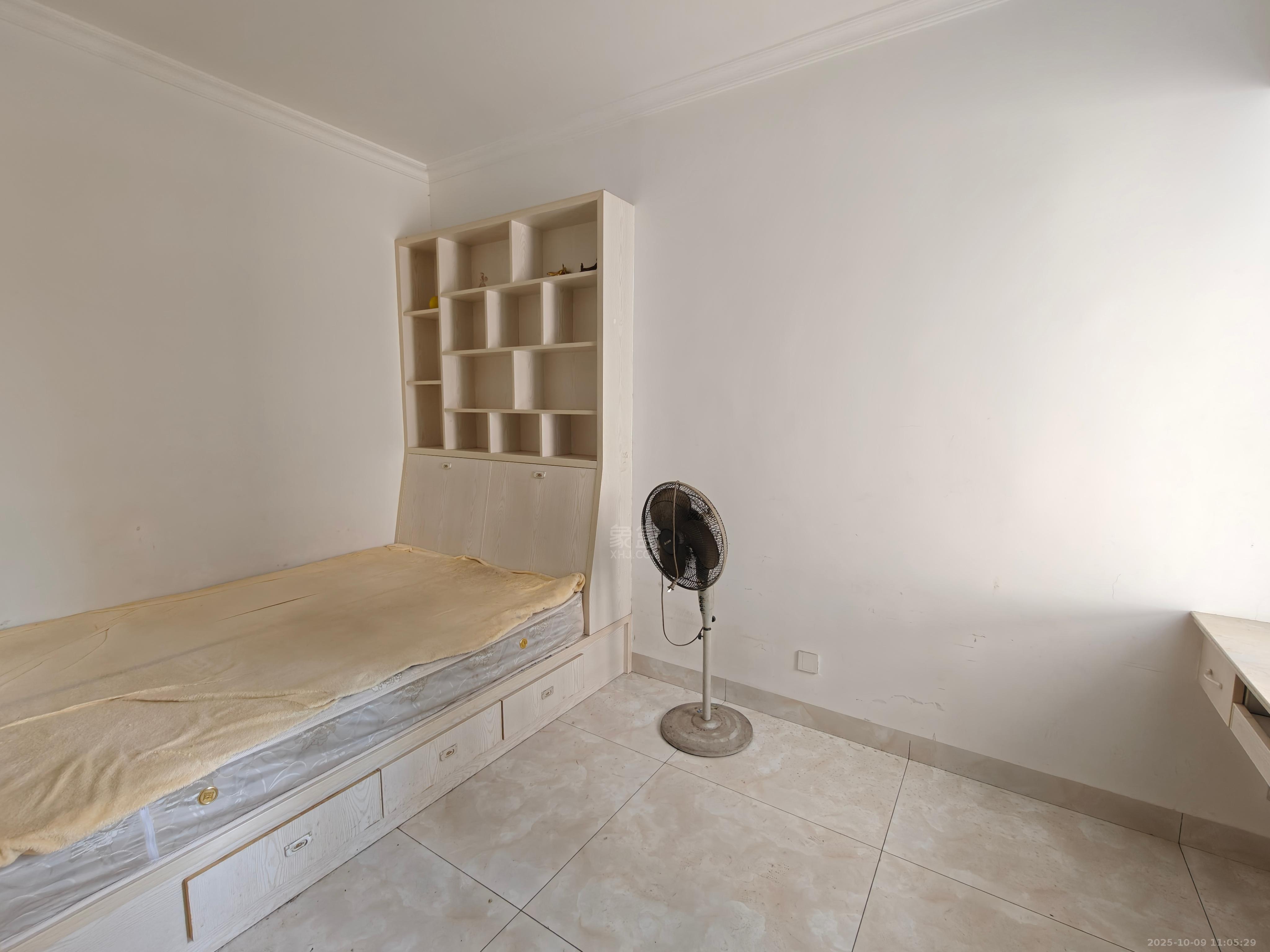 栗雨香堤 2室1厅1卫 1500.0元/月 栗雨香堤 2室1厅1卫 1500.0元/月室内图