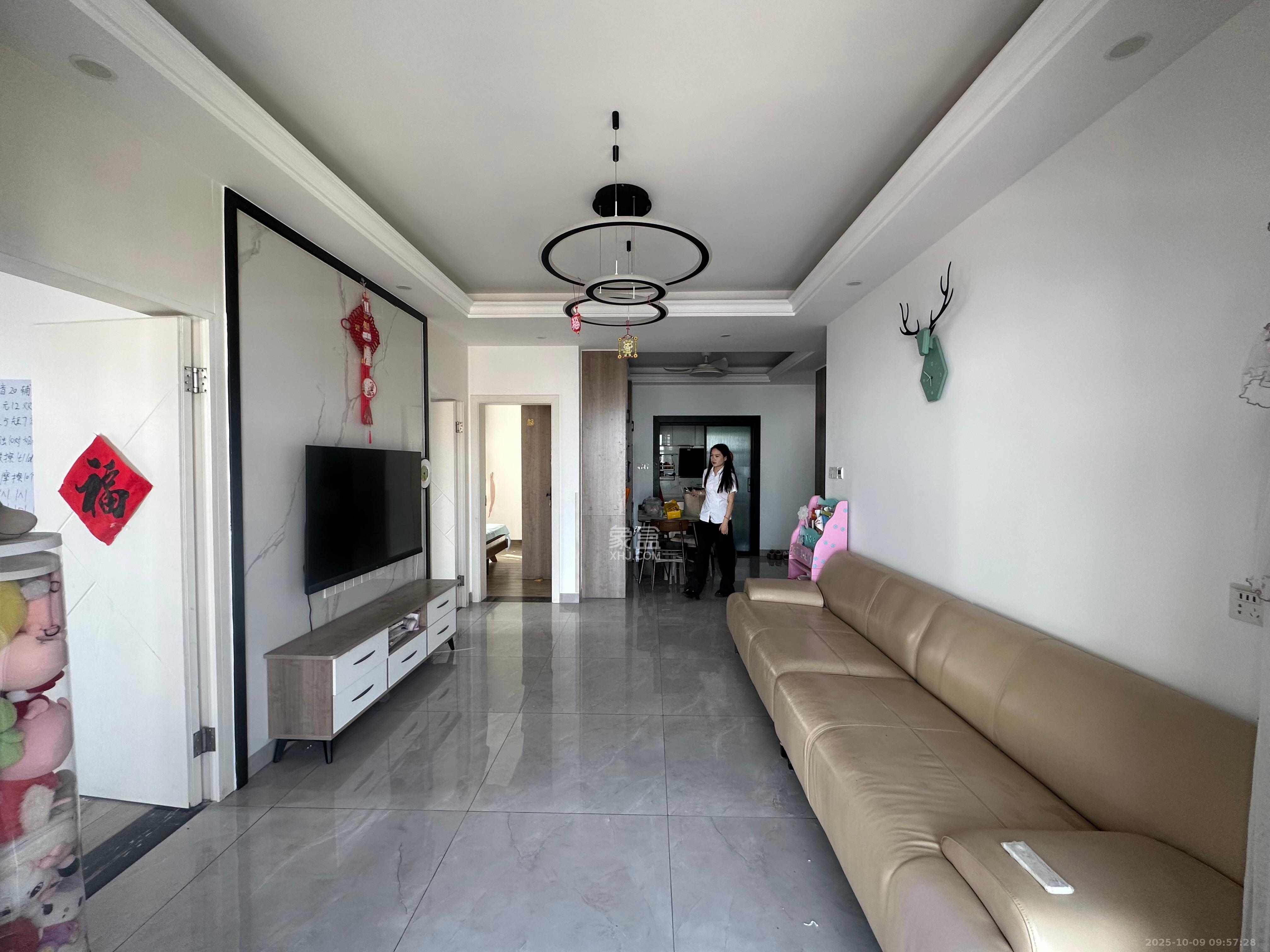 恒基凯旋门三期  3室2厅1卫    2500.0元/月