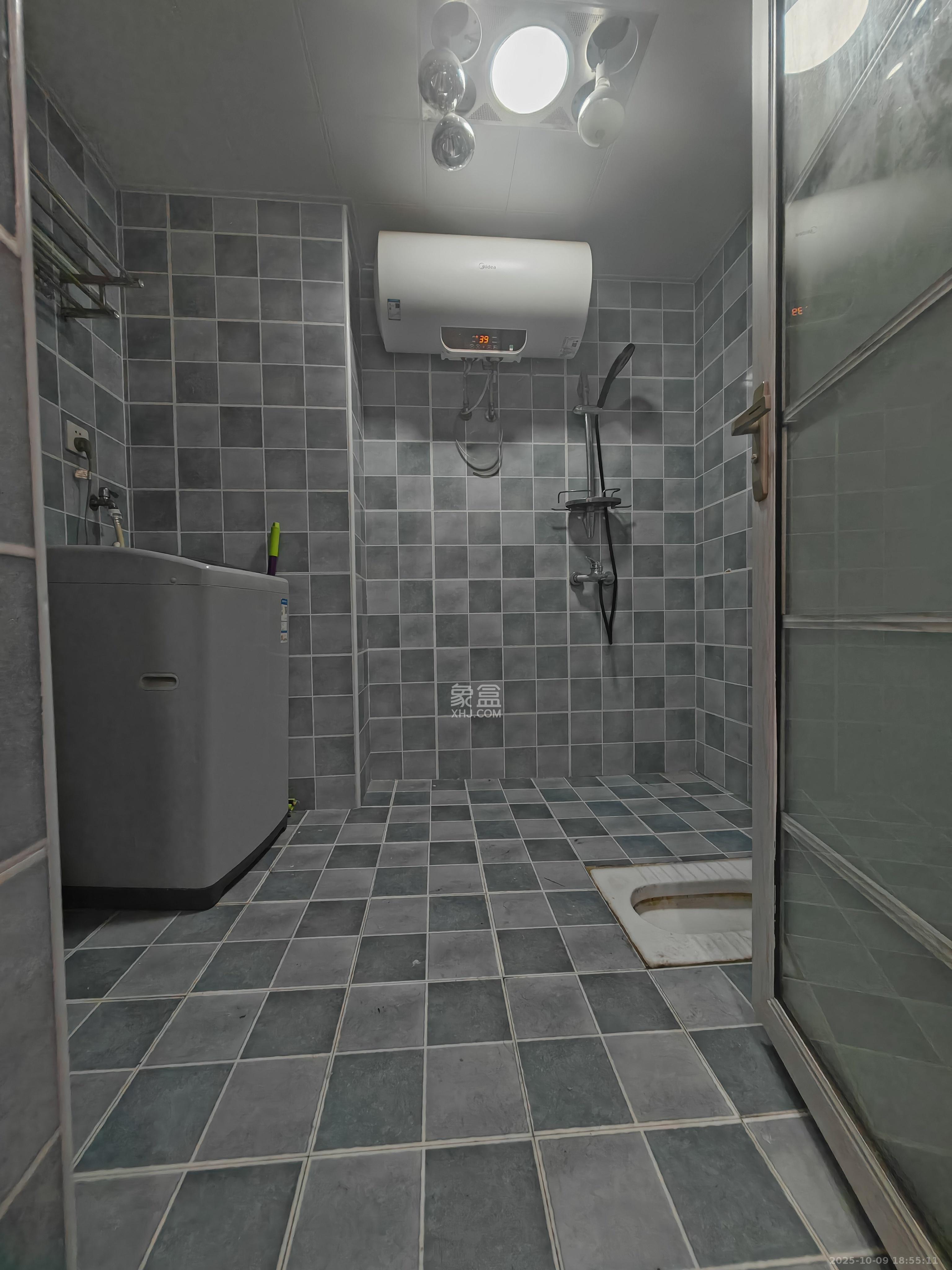 长房天翼未来城 1室1厅1卫 1600.0元/月 长房天翼未来城 1室1厅1卫 1600.0元/月室内图