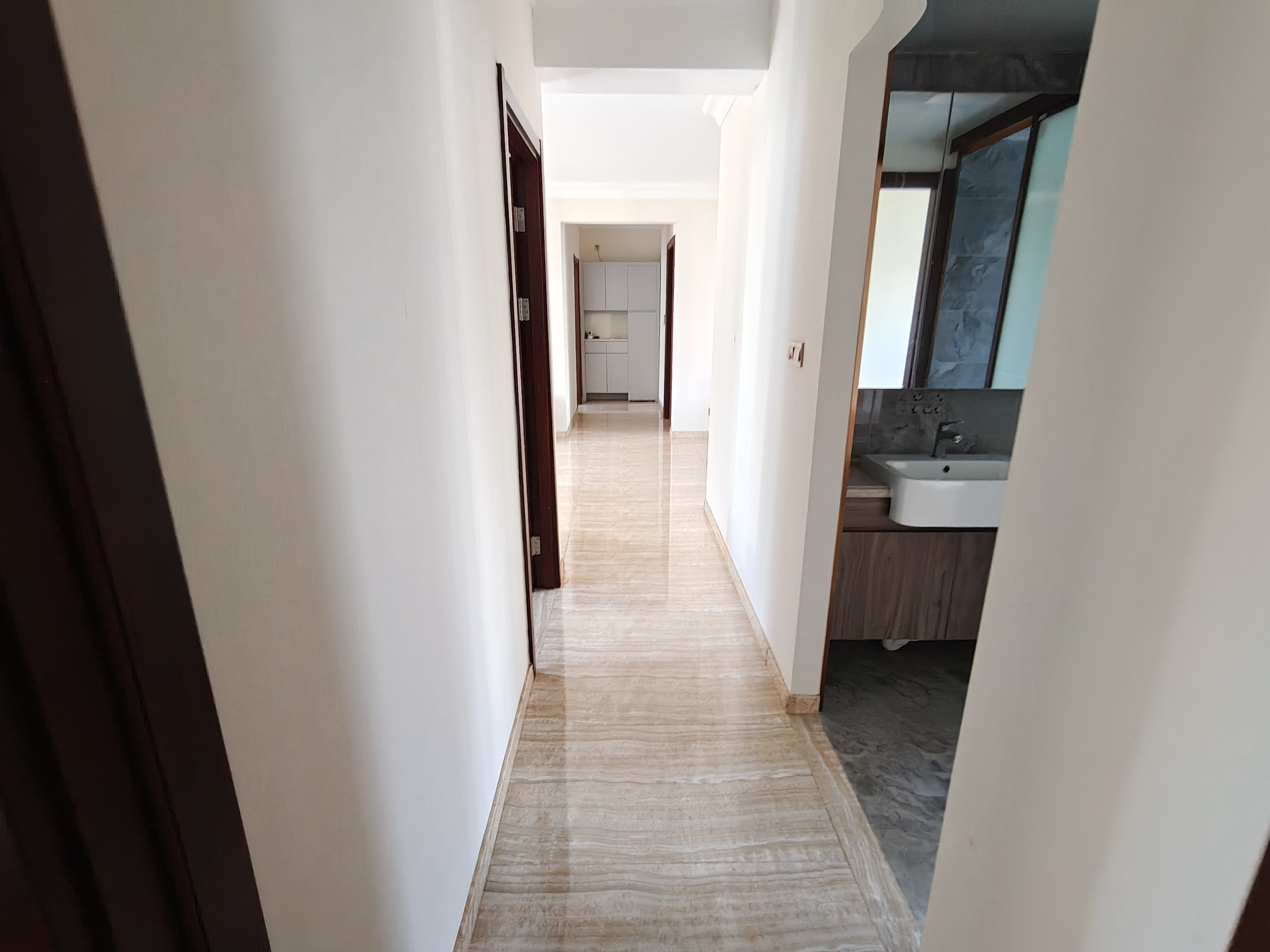 碧桂园剑桥郡 4室2厅2卫 3800.0元/月 碧桂园剑桥郡 4室2厅2卫 3800.0元/月室内图