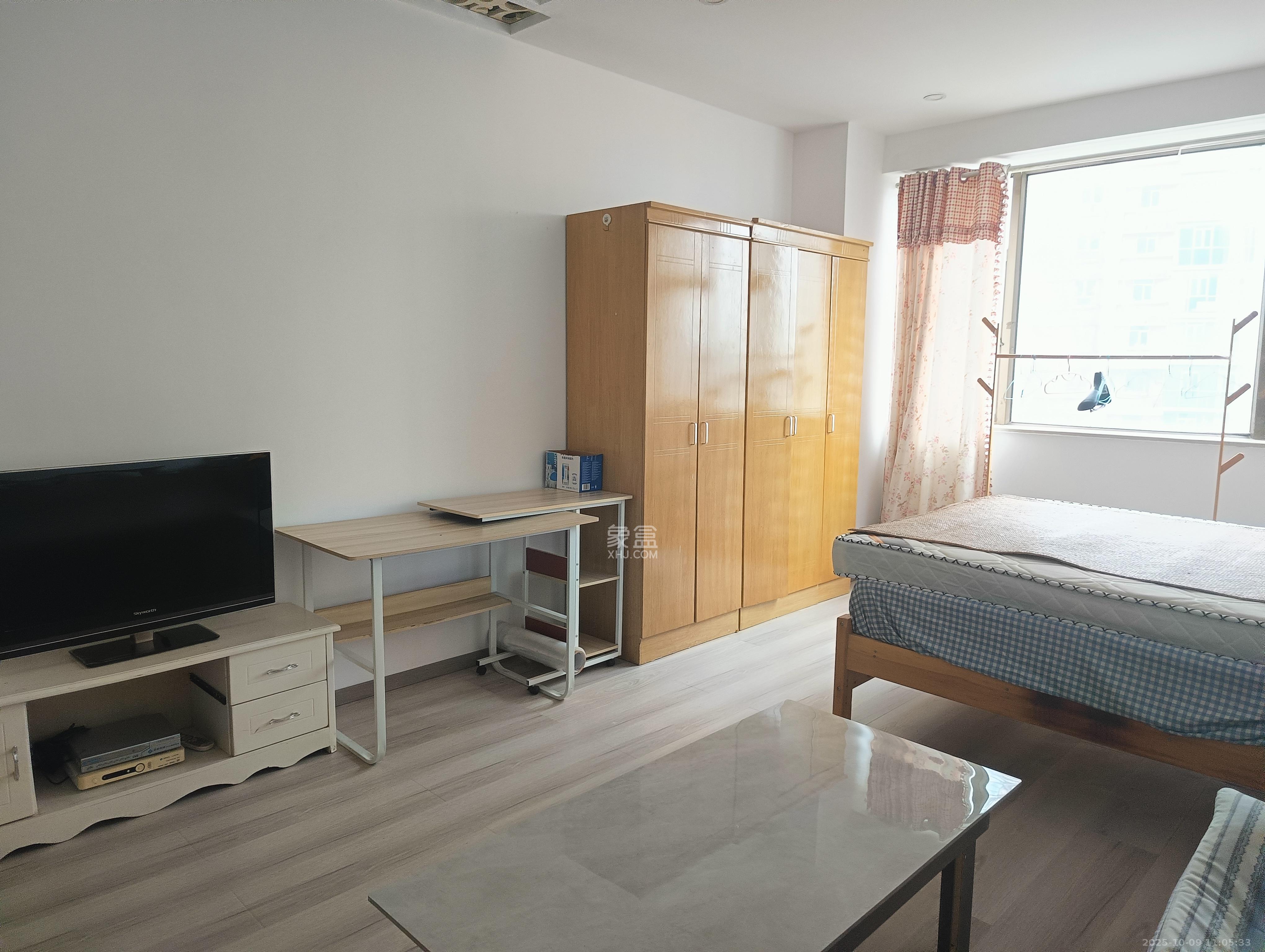 昊天大厦 1室1厅1卫 1700.0元/月 昊天大厦 1室1厅1卫 1700.0元/月室内图