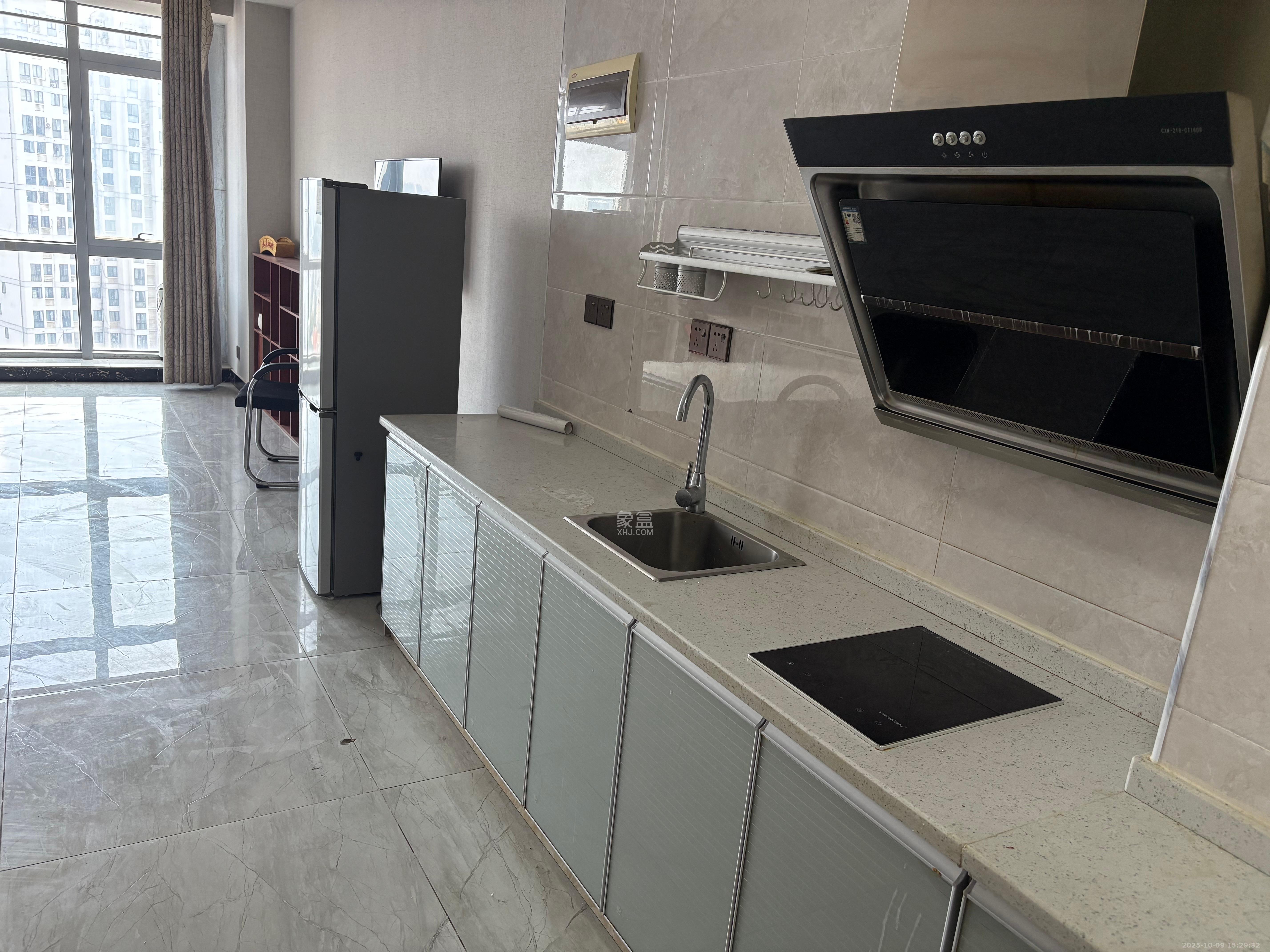 奥克斯缔壹城 1室1厅1卫 1200.0元/月 奥克斯缔壹城 1室1厅1卫 1200.0元/月室内图