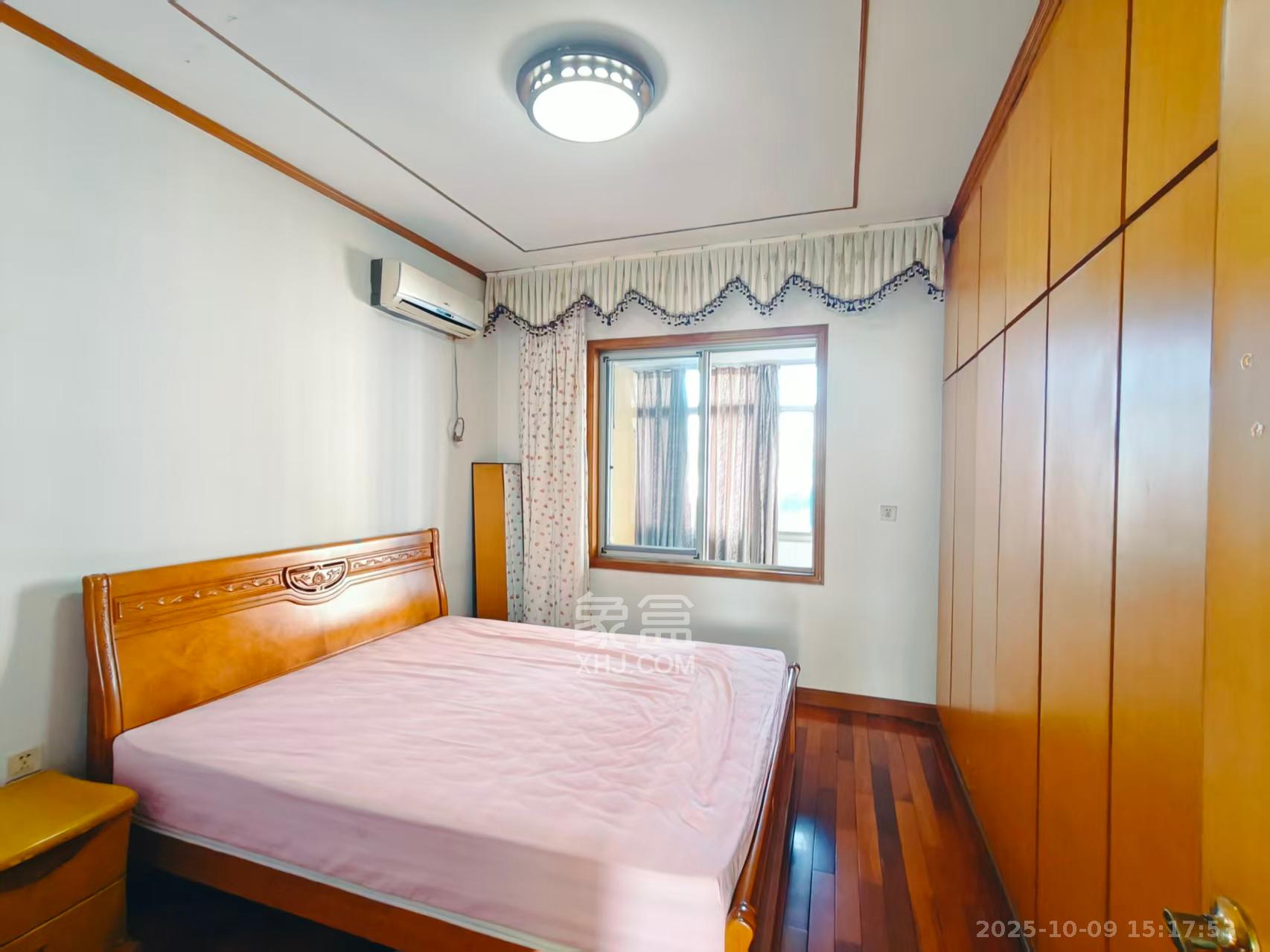 长无小区 2室2厅1卫 1300.0元/月 长无小区 2室2厅1卫 1300.0元/月室内图