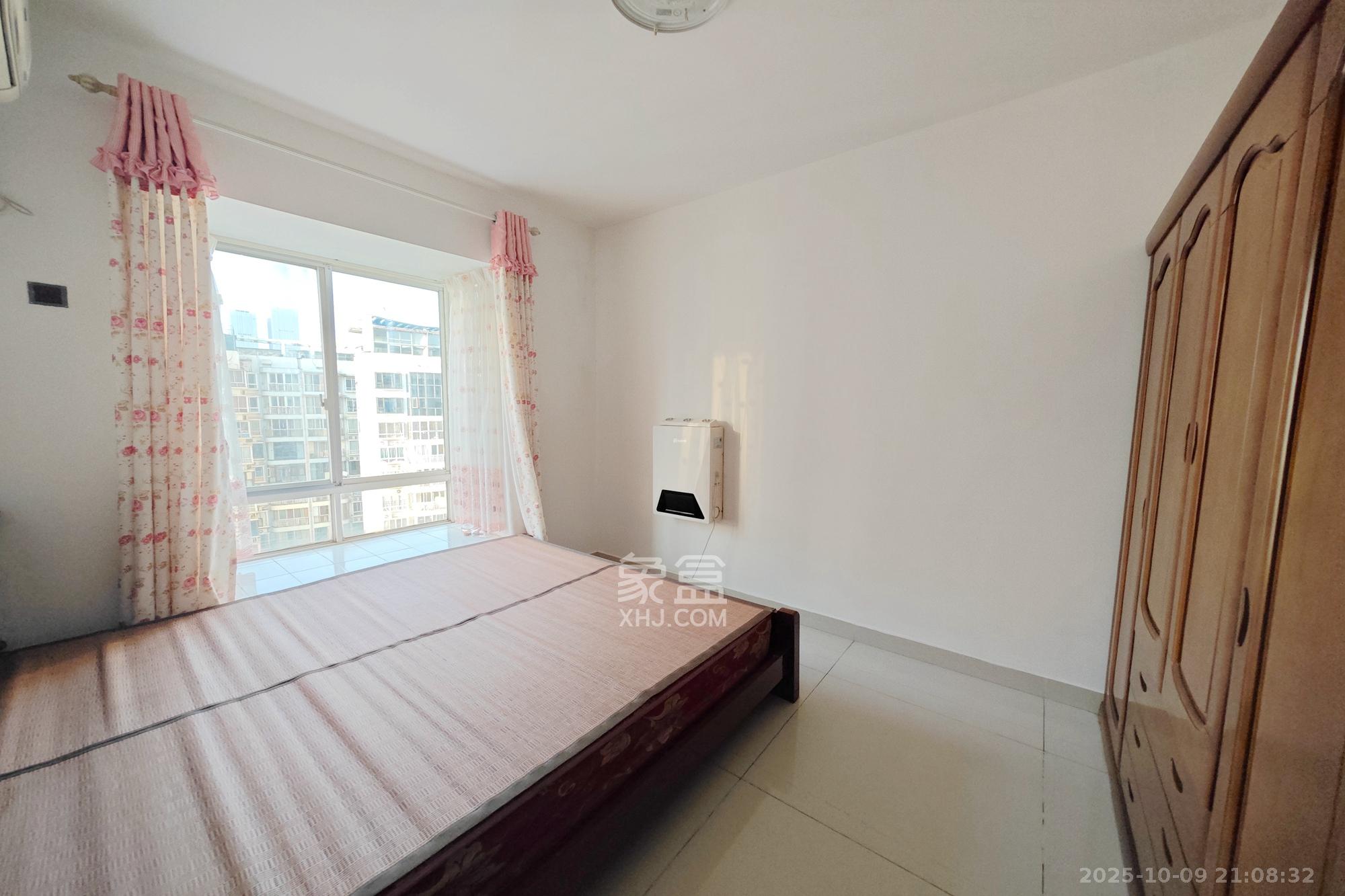 一心花苑  2室1厅1卫    83.0万卧室