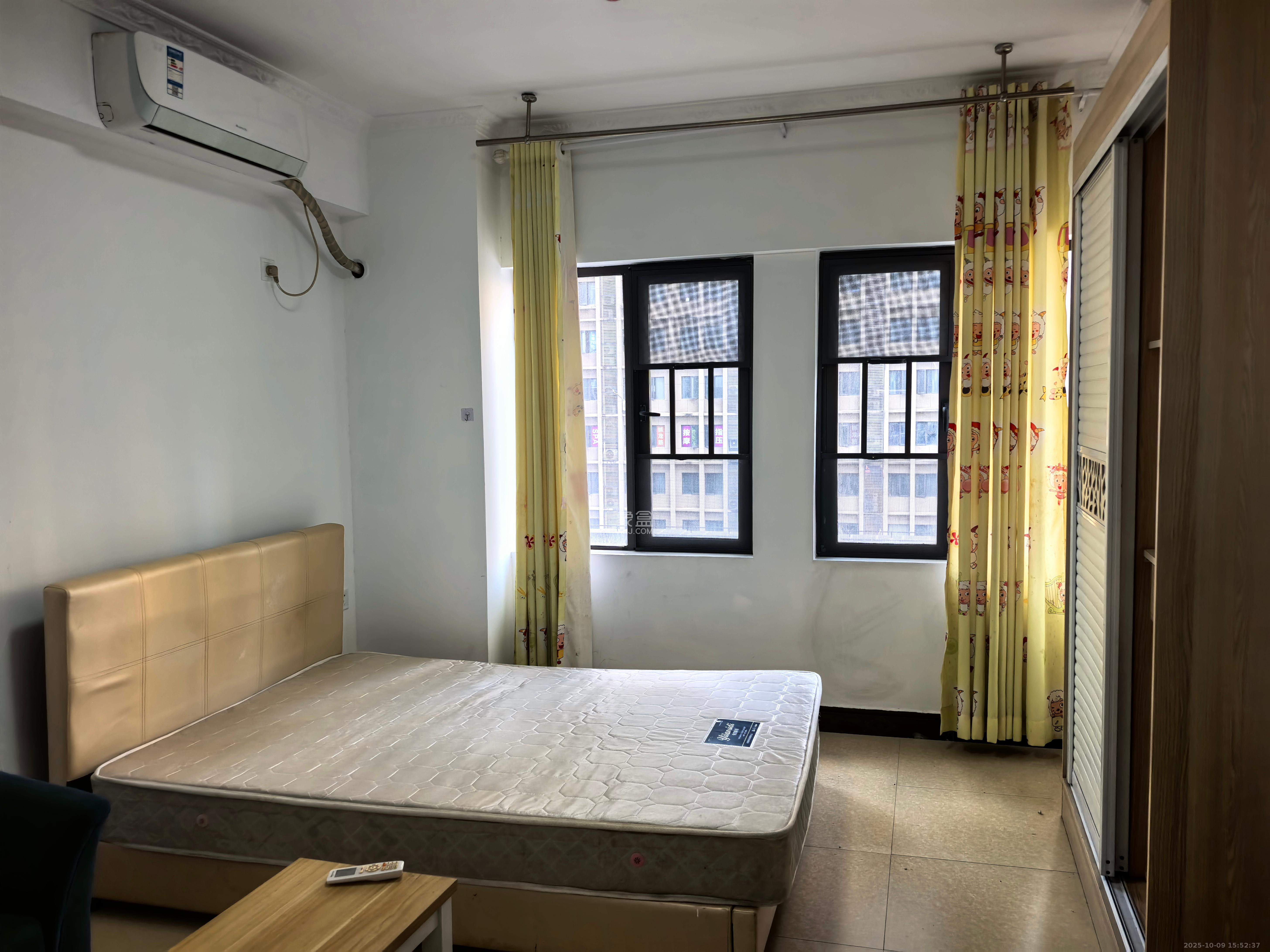 钰龙天下二期(钰龙佳园)  1室1厅1卫    1200.0元/月 钰龙天下二期(钰龙佳园)  1室1厅1卫    1200.0元/月