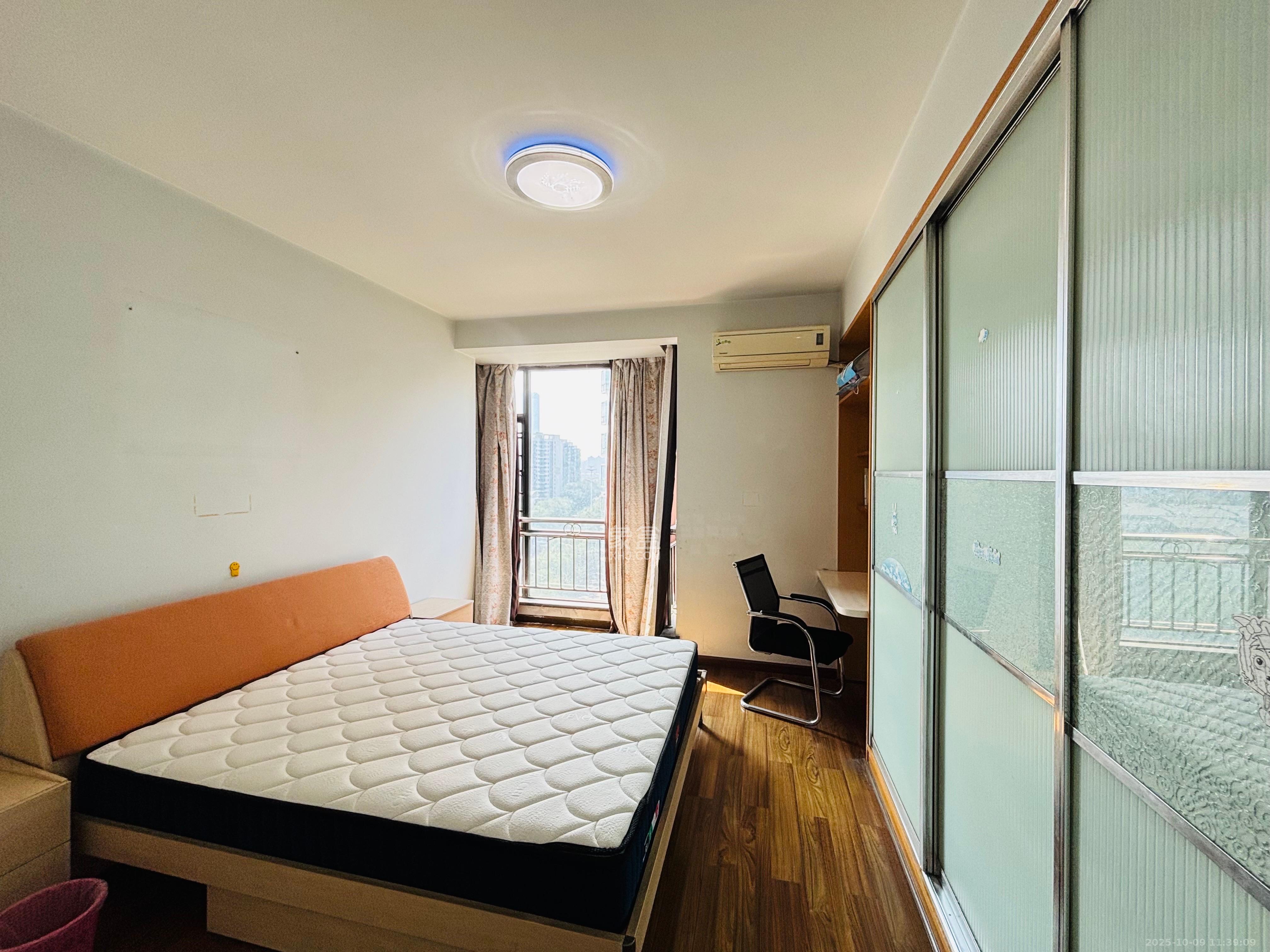 仁和香堤雅境 3室2厅2卫 3200.0元/月 仁和香堤雅境 3室2厅2卫 3200.0元/月室内图