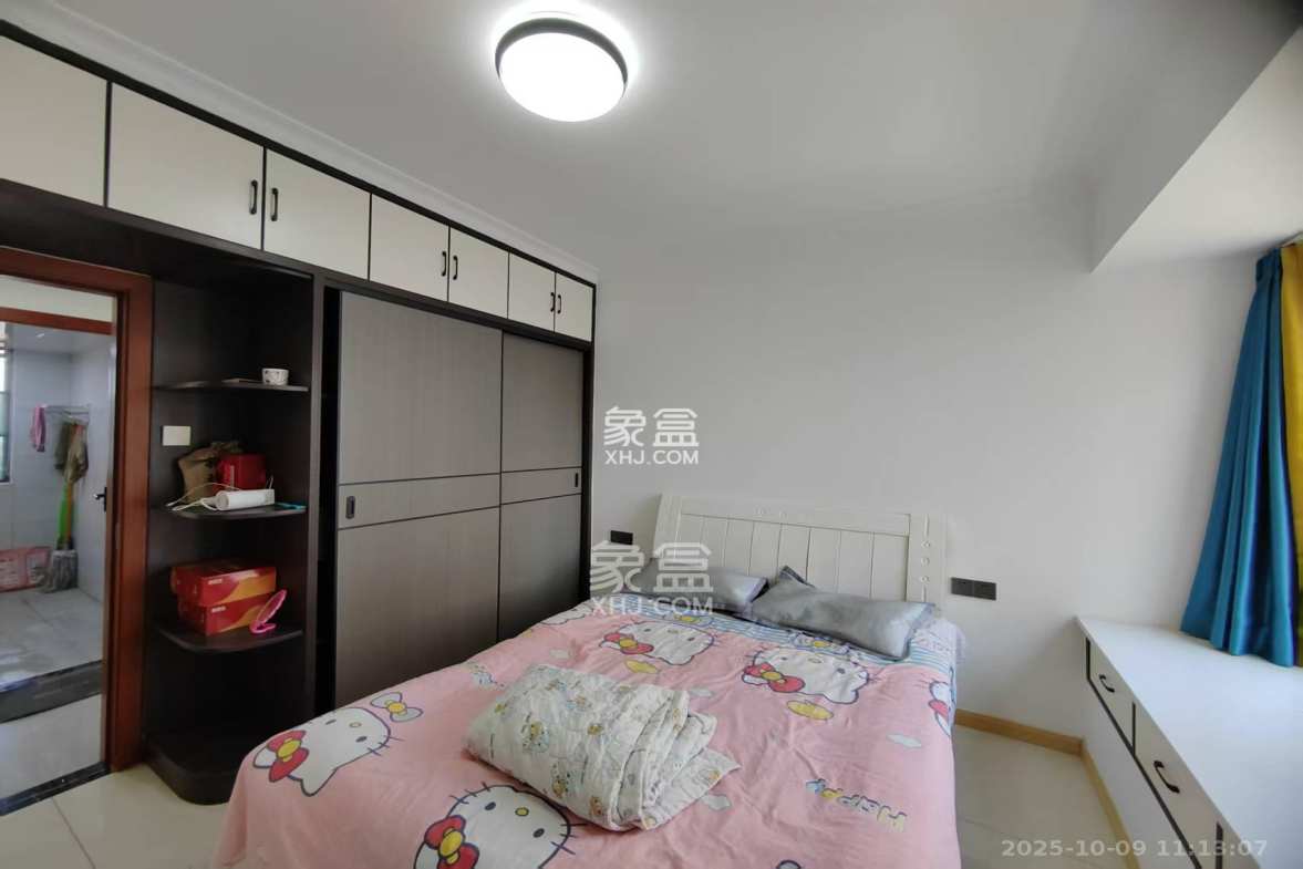 中粮鸿云 3室2厅2卫 2000.0元/月 中粮鸿云 3室2厅2卫 2000.0元/月室内图