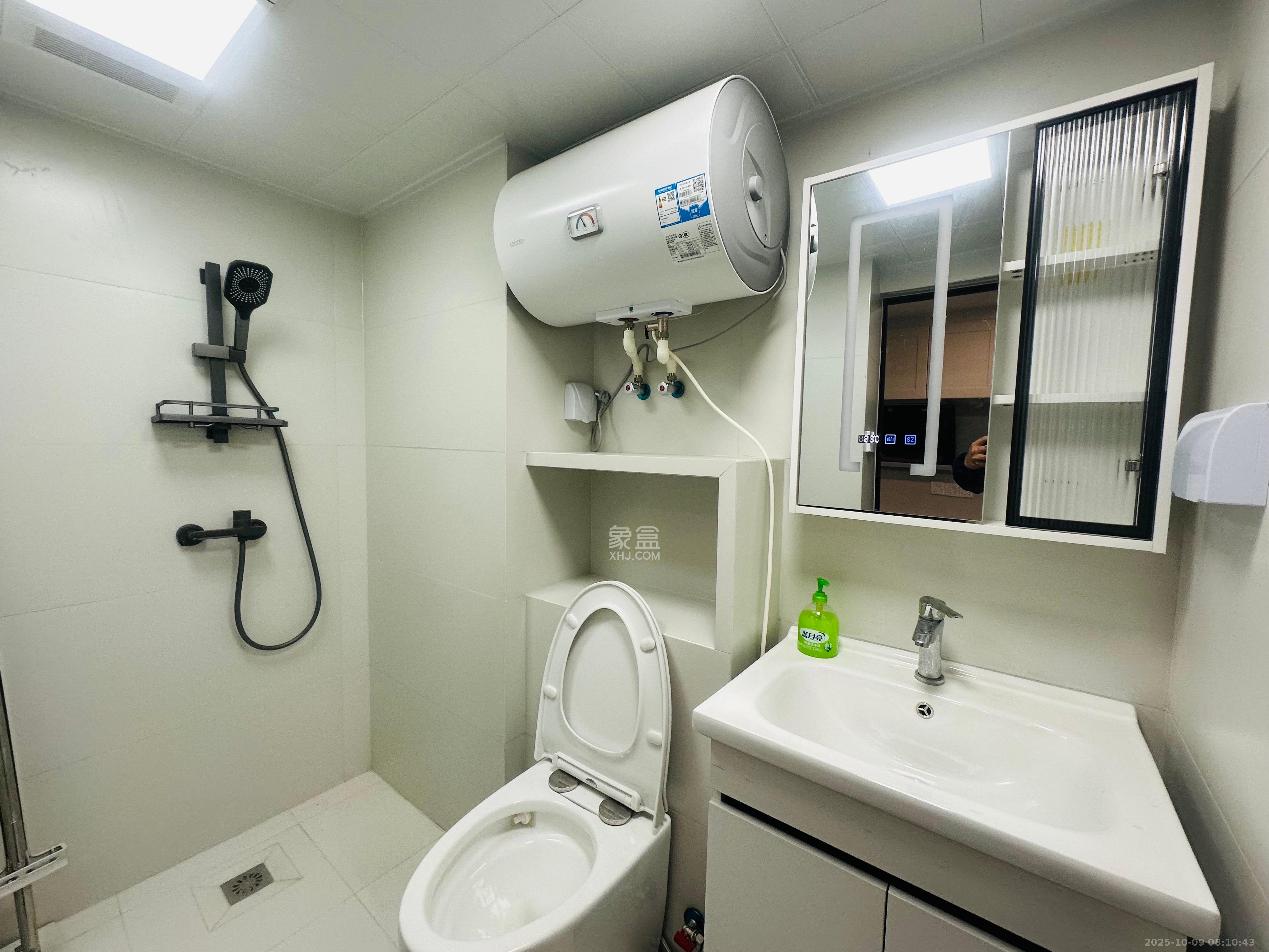 卓越中寰  2室1厅1卫    3000.0元/月室内图