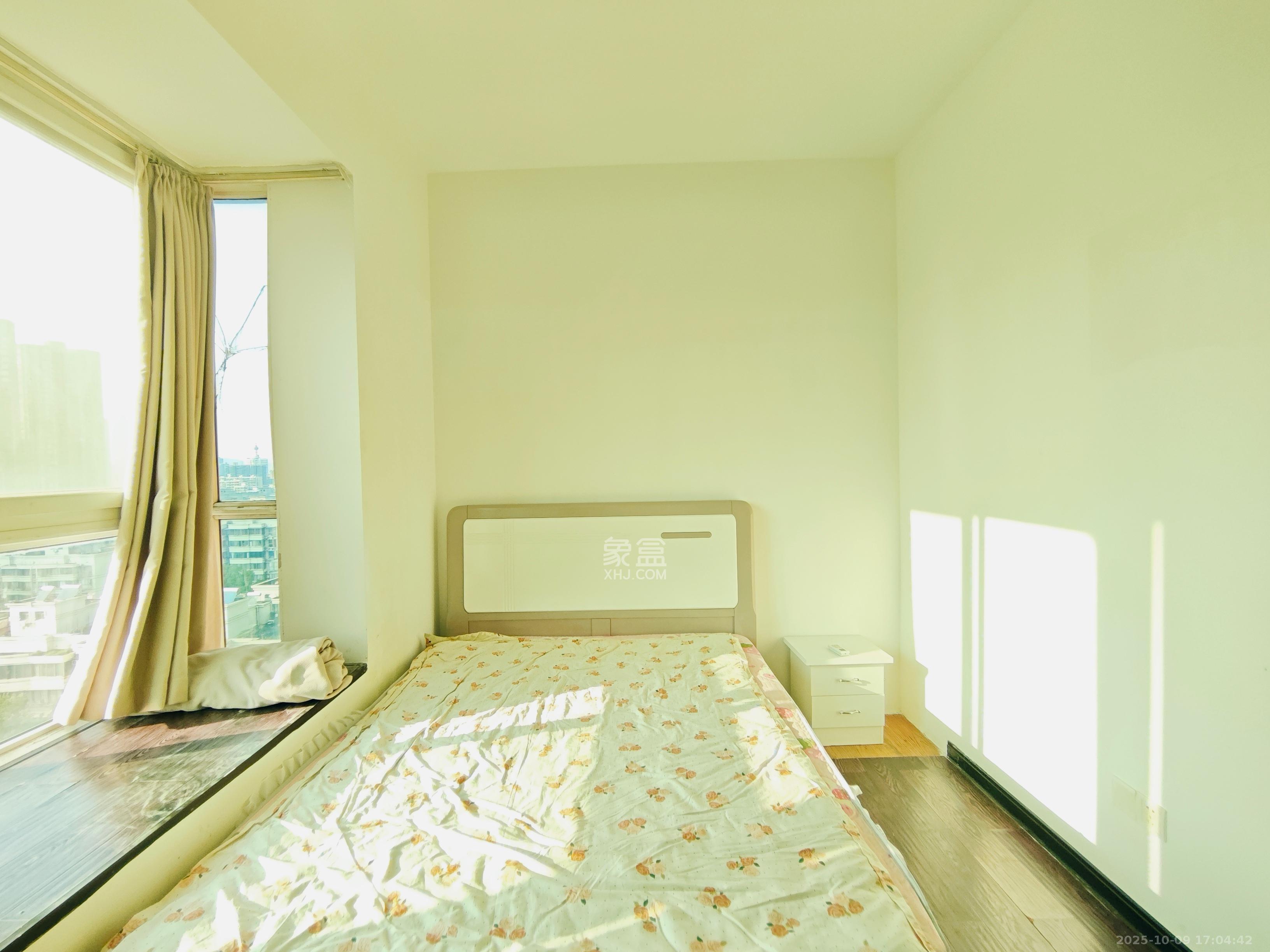 兴威名城  4室2厅1卫    4600.0元/月室内图