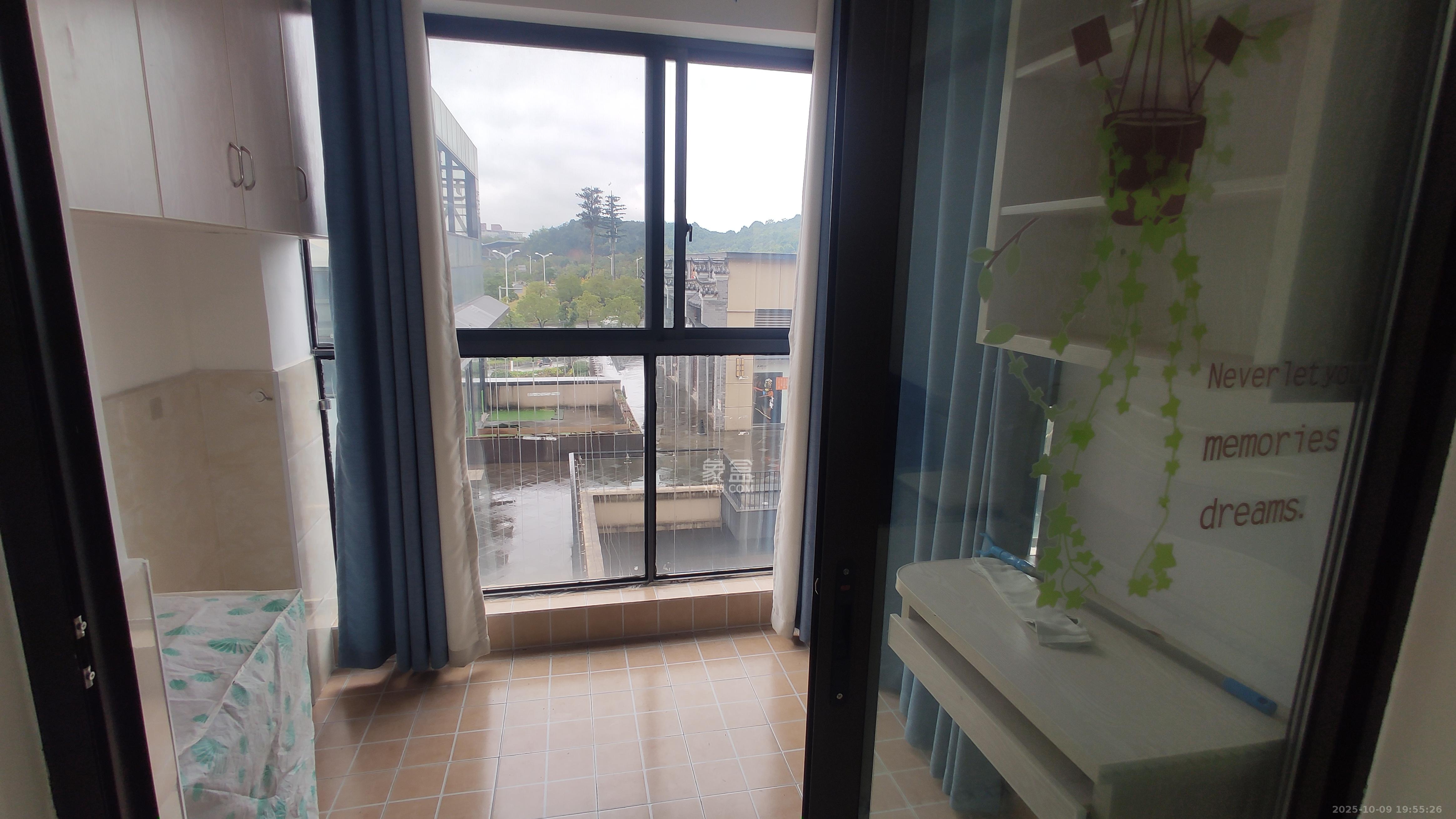 嘉华城(一期) 1室1厅1卫 1400.0元/月 嘉华城(一期) 1室1厅1卫 1400.0元/月室内图