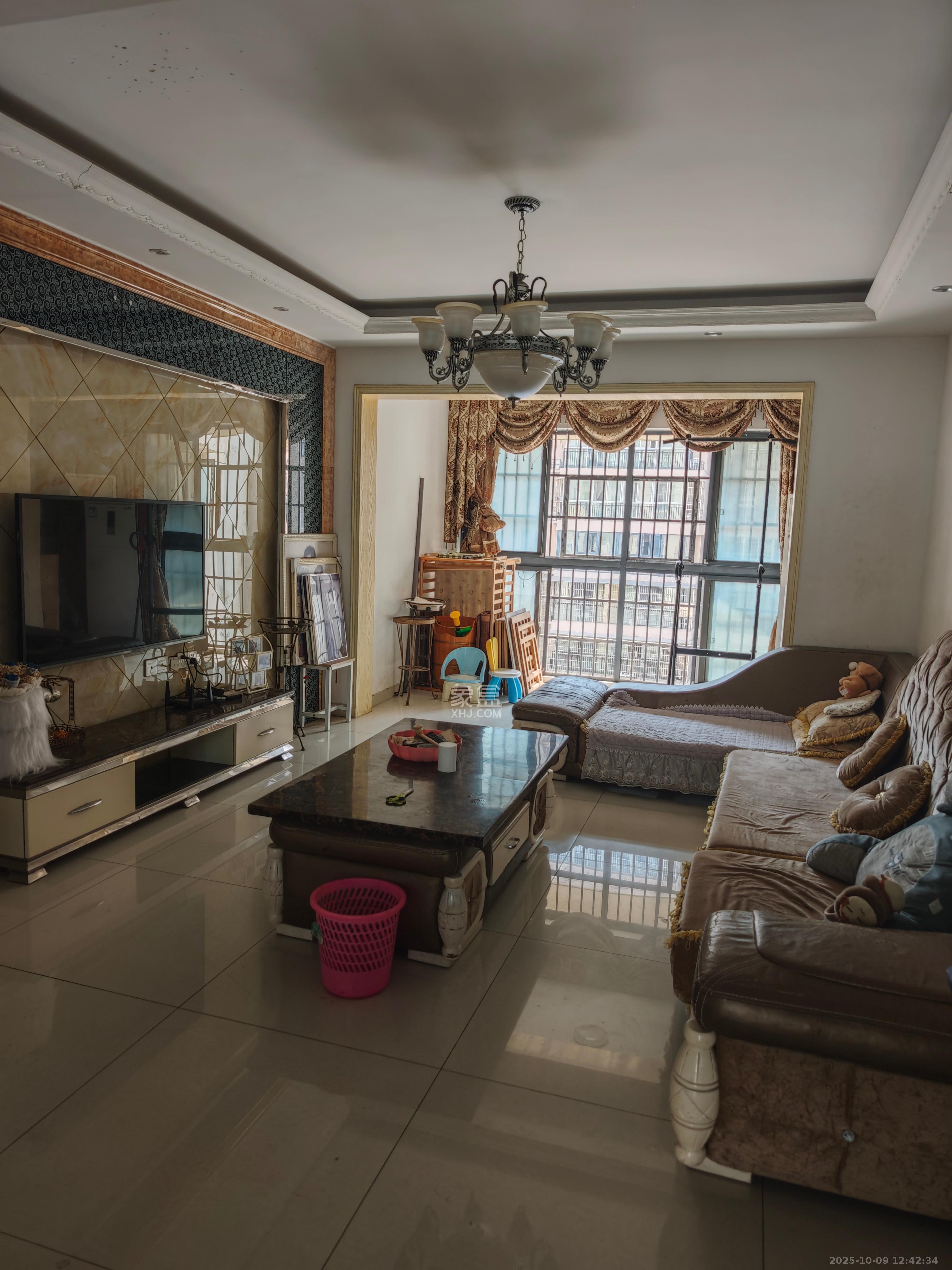 卓越蔚蓝海岸二期 3室2厅2卫 2600.0元/月 卓越蔚蓝海岸二期 3室2厅2卫 2600.0元/月室内图