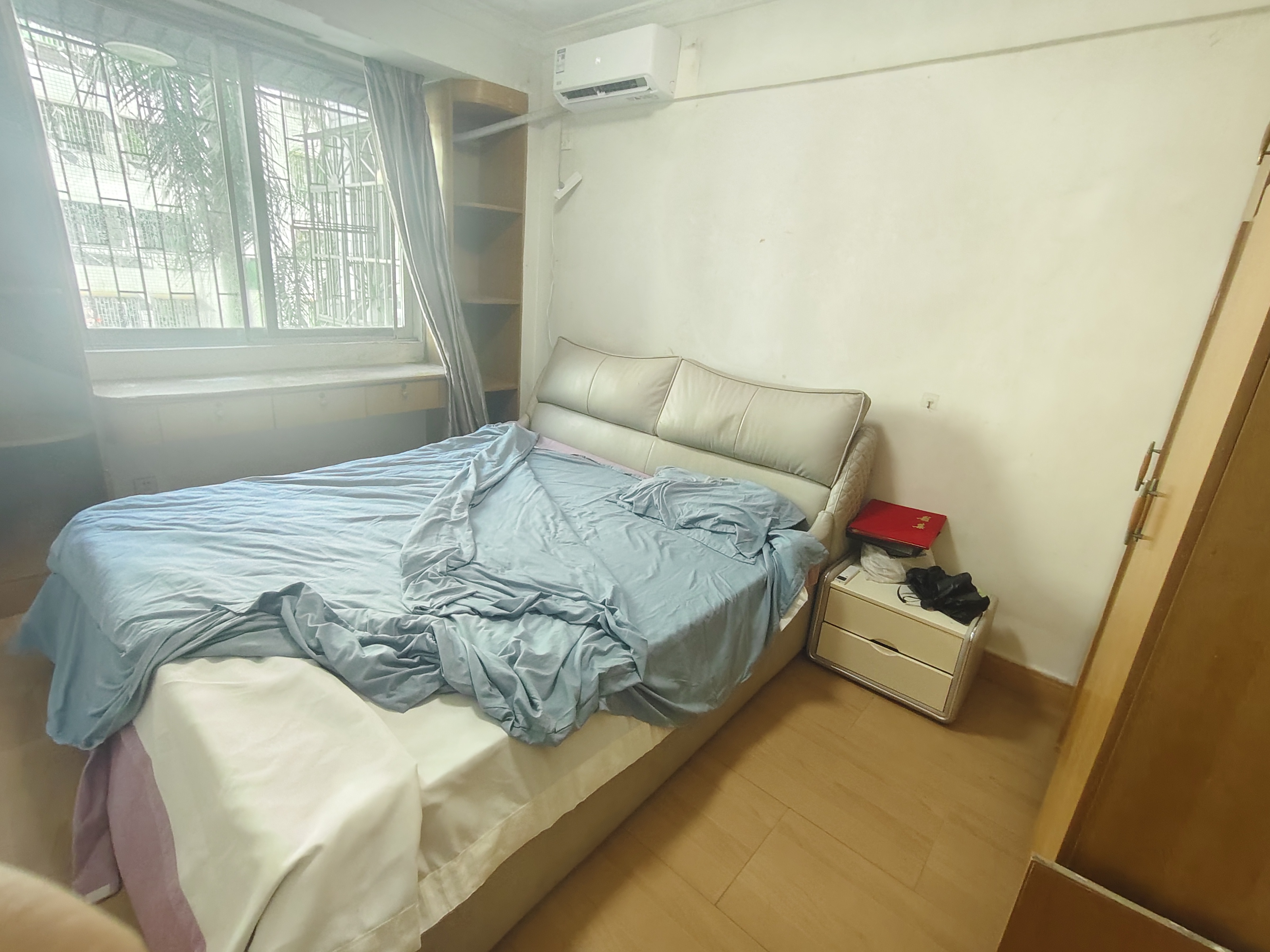 昌茂花园 3室2厅2卫 2500.0元/月 昌茂花园 3室2厅2卫 2500.0元/月室内图