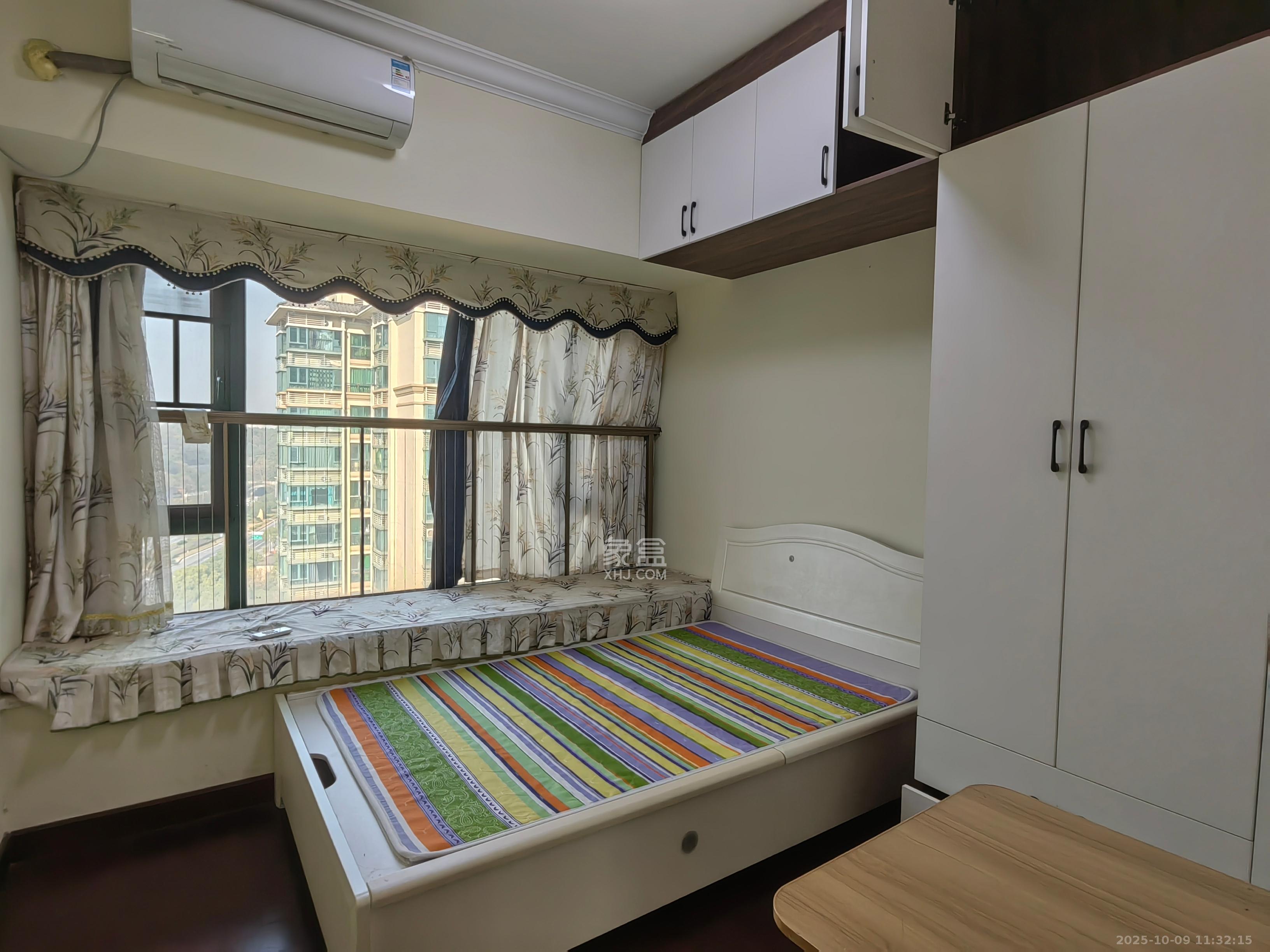 恒大城 3室2厅1卫 2200.0元/月 恒大城 3室2厅1卫 2200.0元/月室内图