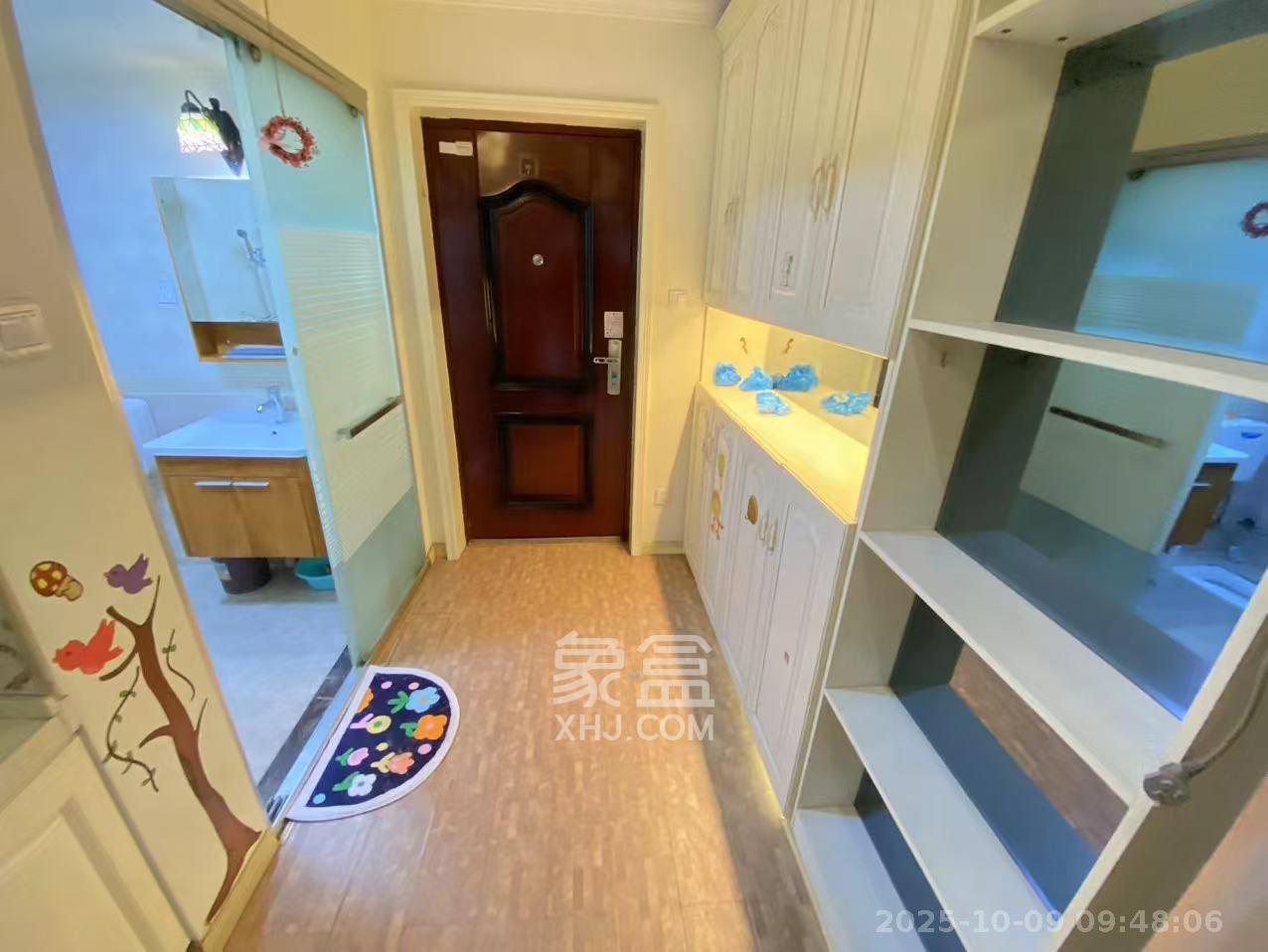 钱隆樽品(一、二、三期)  1室1厅1卫    1500.0元/月室内图