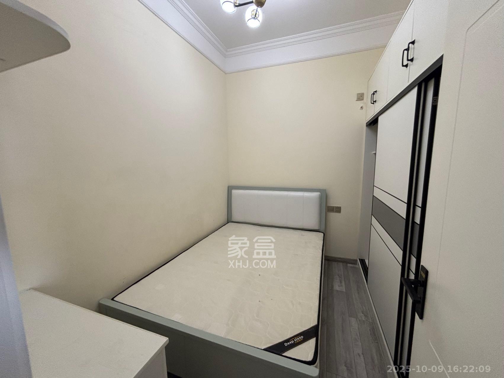 湘一书香里 3室1厅1卫 3800.0元/月 湘一书香里 3室1厅1卫 3800.0元/月室内图