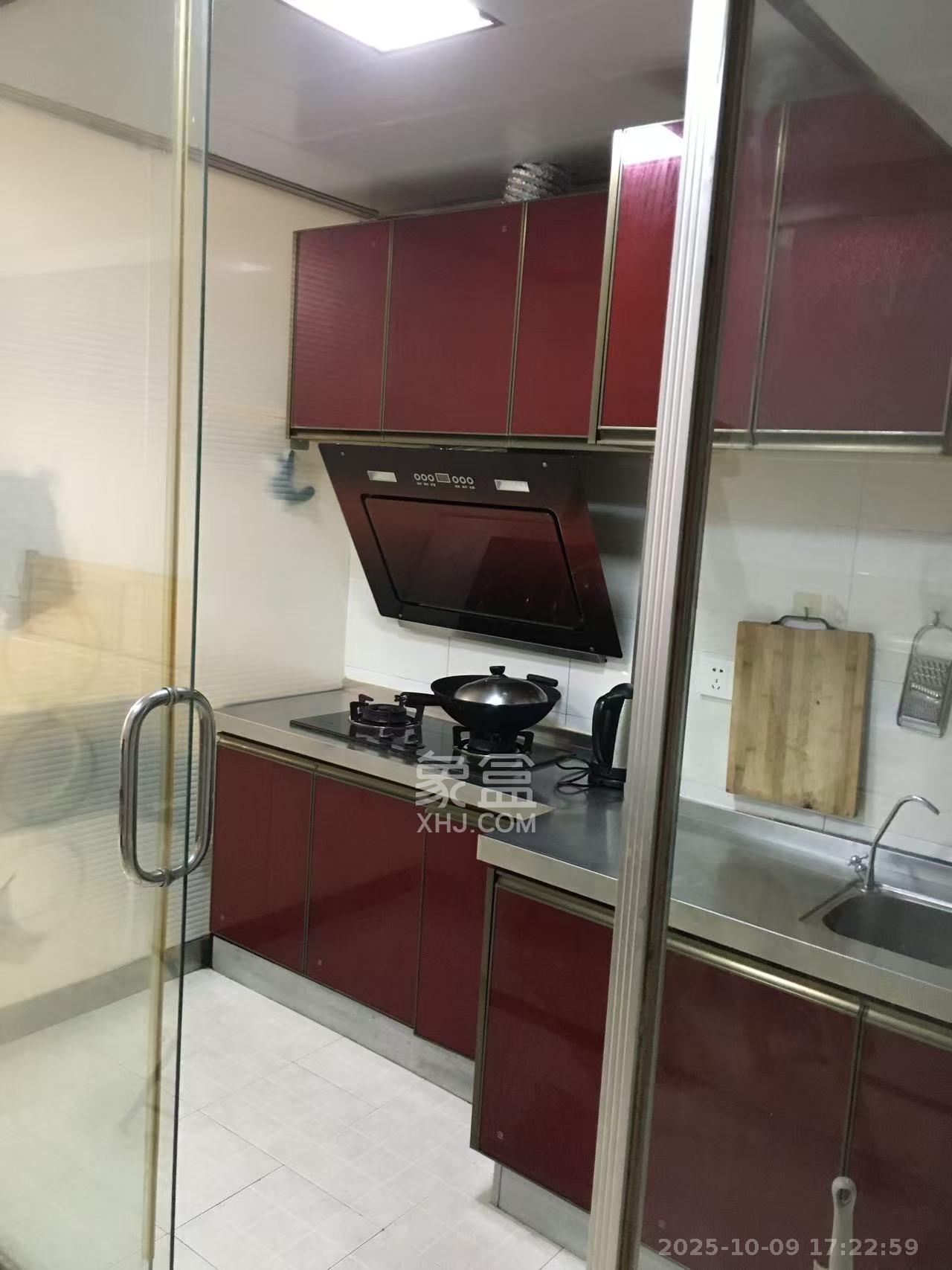 先锋东外滩  1室1厅1卫    1500.0元/月室内图