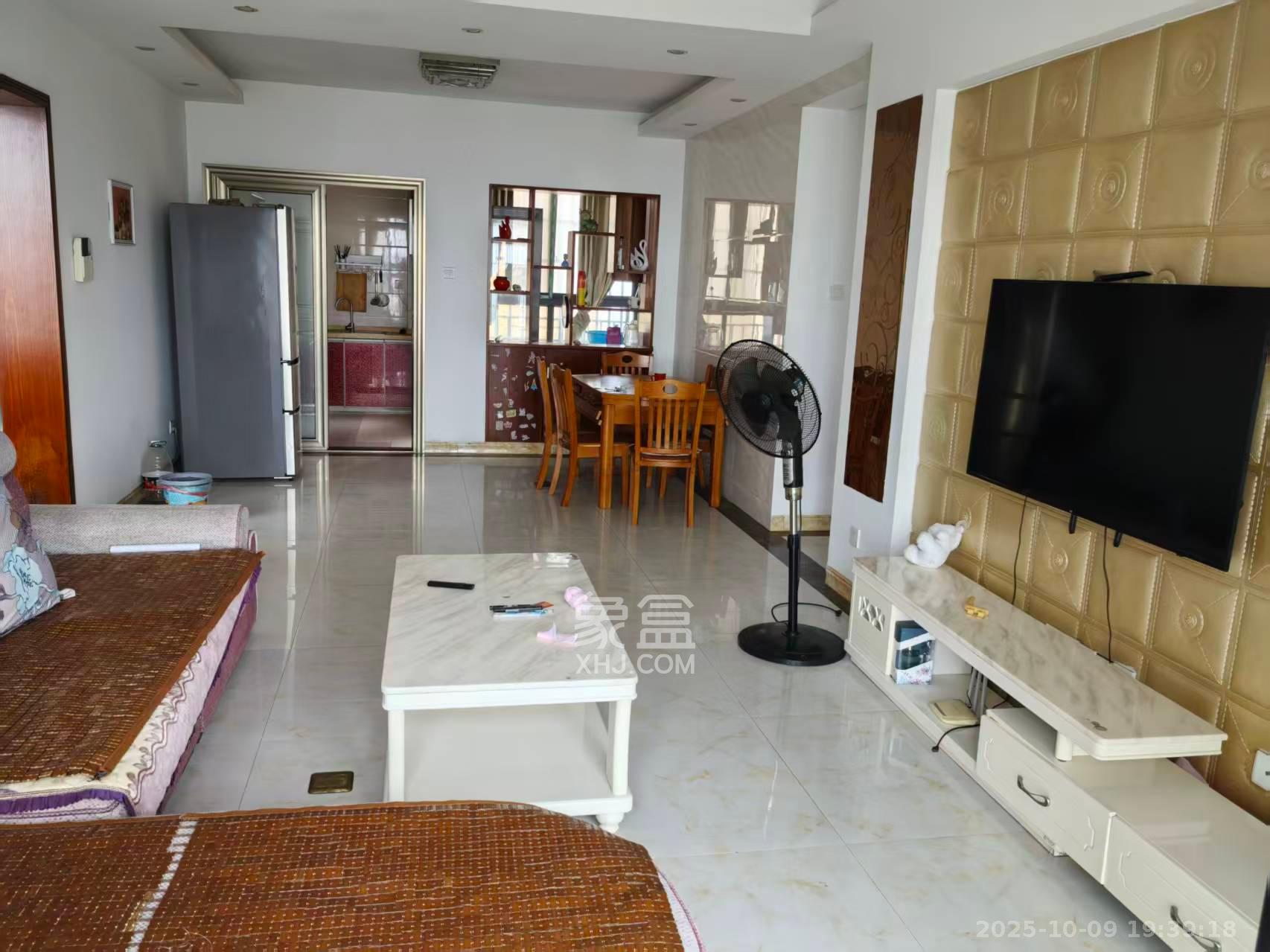 佳兆业君汇上品  3室2厅1卫    1700.0元/月 佳兆业君汇上品  3室2厅1卫    1700.0元/月室内图